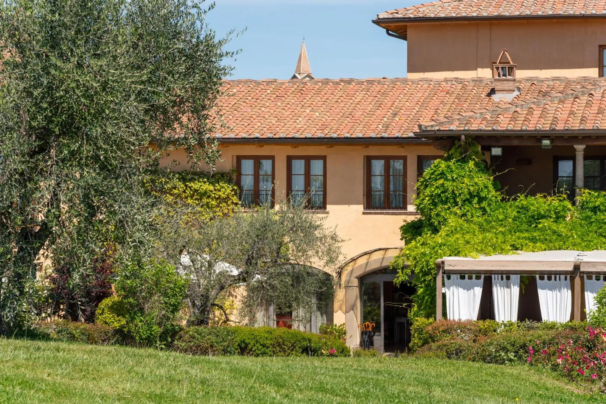 Property building in Hotel Borgo Di Cortefreda - Place of Charme