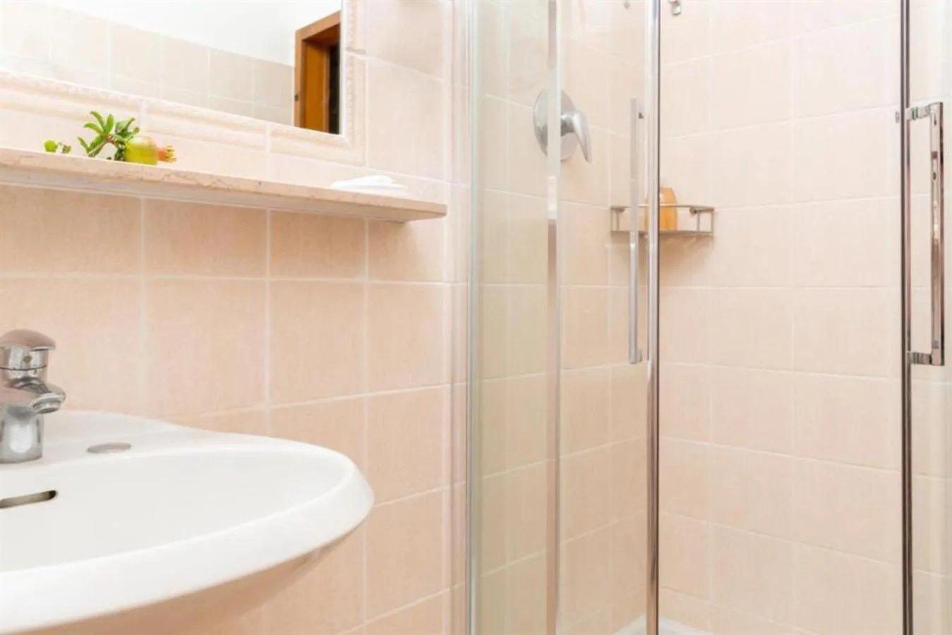 Bathroom in Argentario Osa Resort