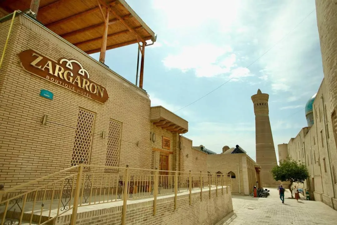 Property building in Zargaron Boutique