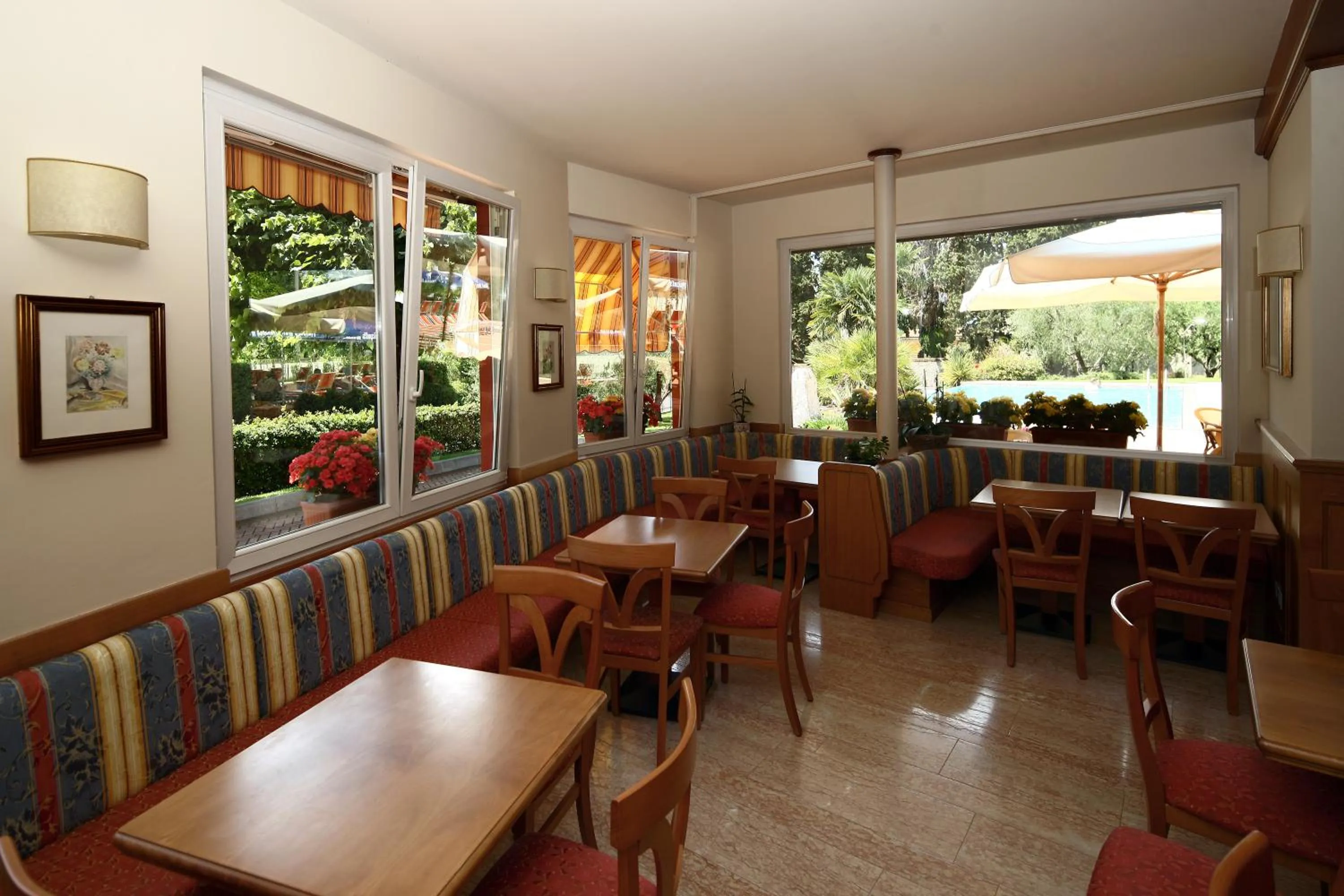 Restaurant/places to eat in Hotel San Vito