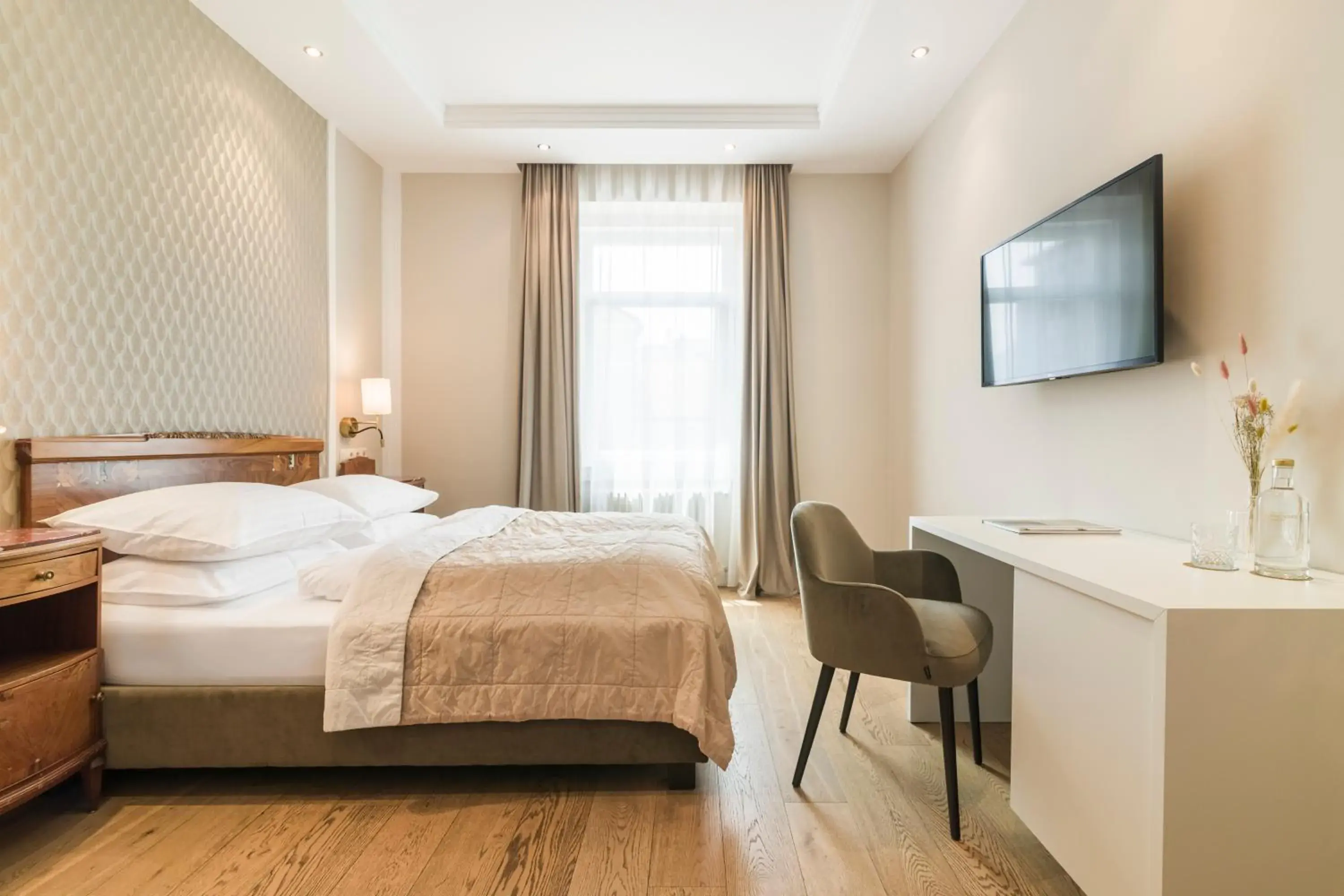 Standard Double or Twin Room - single occupancy in Hotel Europa Splendid Standard Double or Twin Room - single occupancy in Hotel Europa Splendid