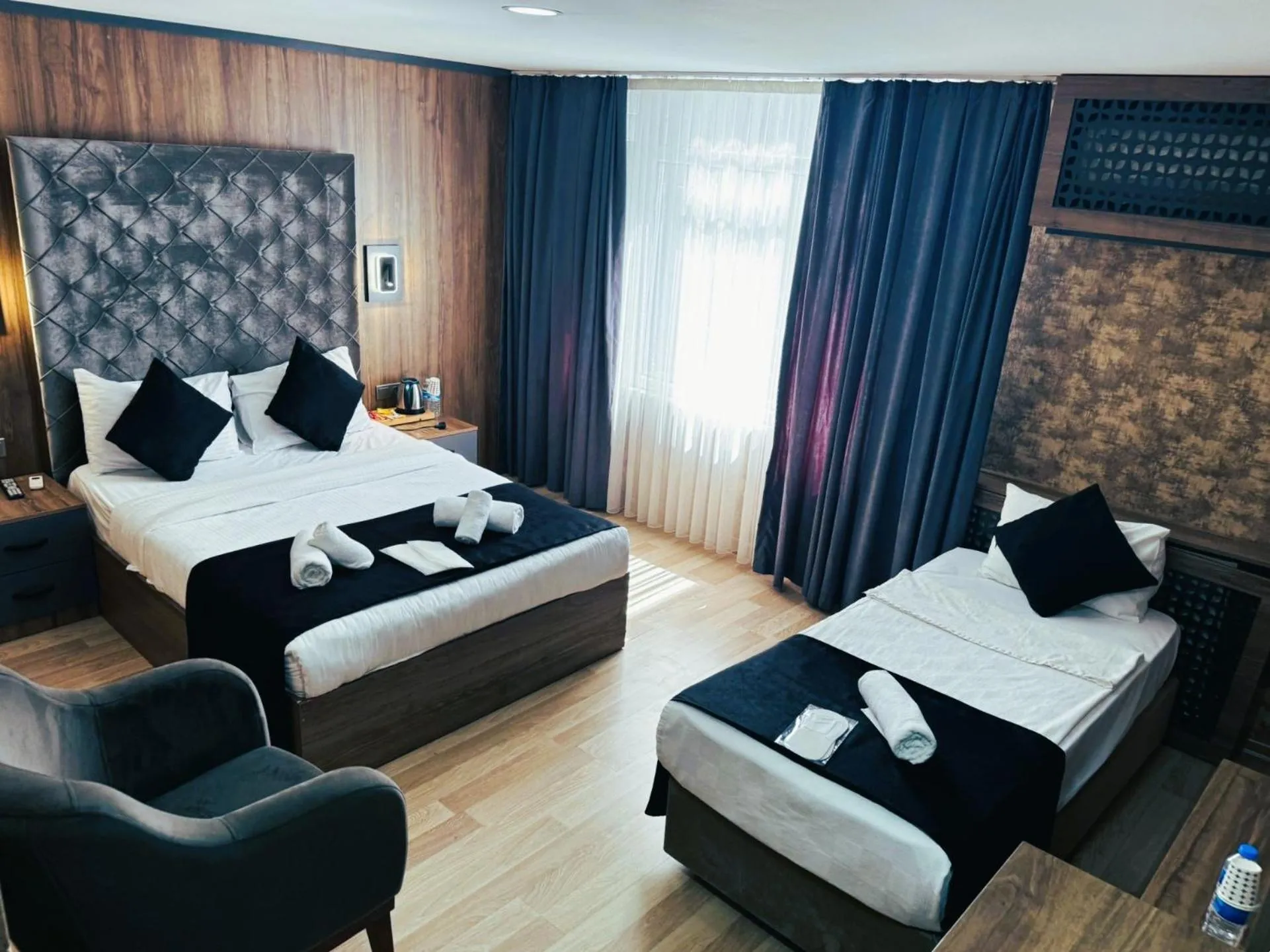 Photo of the whole room, Bed in Nişantaşı Diamond Hotel