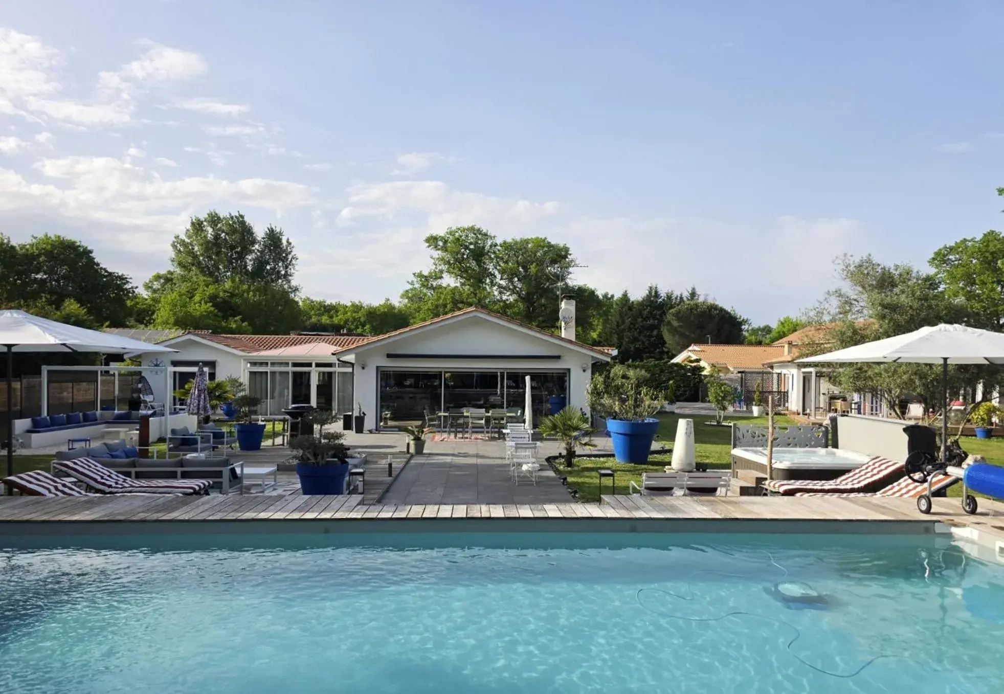 La Parenthèse du Las, Maison d'hôtes avec Piscine et Spa La Parenthèse du Las, Maison d'hôtes avec Piscine et Spa