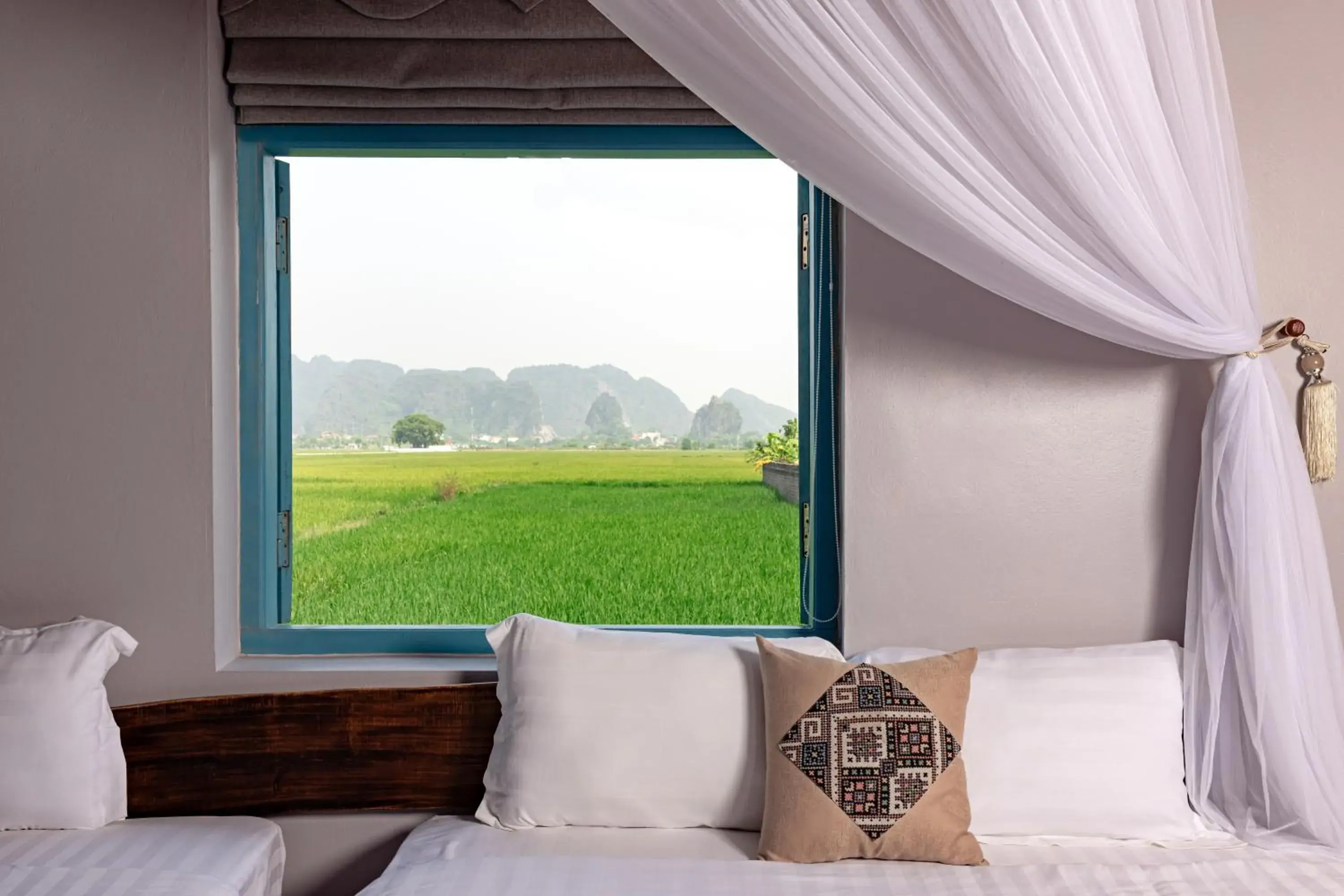 Quadruple Room with Mountain View in ChezCao Rice Field Ecolodge Ninh Binh Quadruple Room with Mountain View in ChezCao Rice Field Ecolodge Ninh Binh