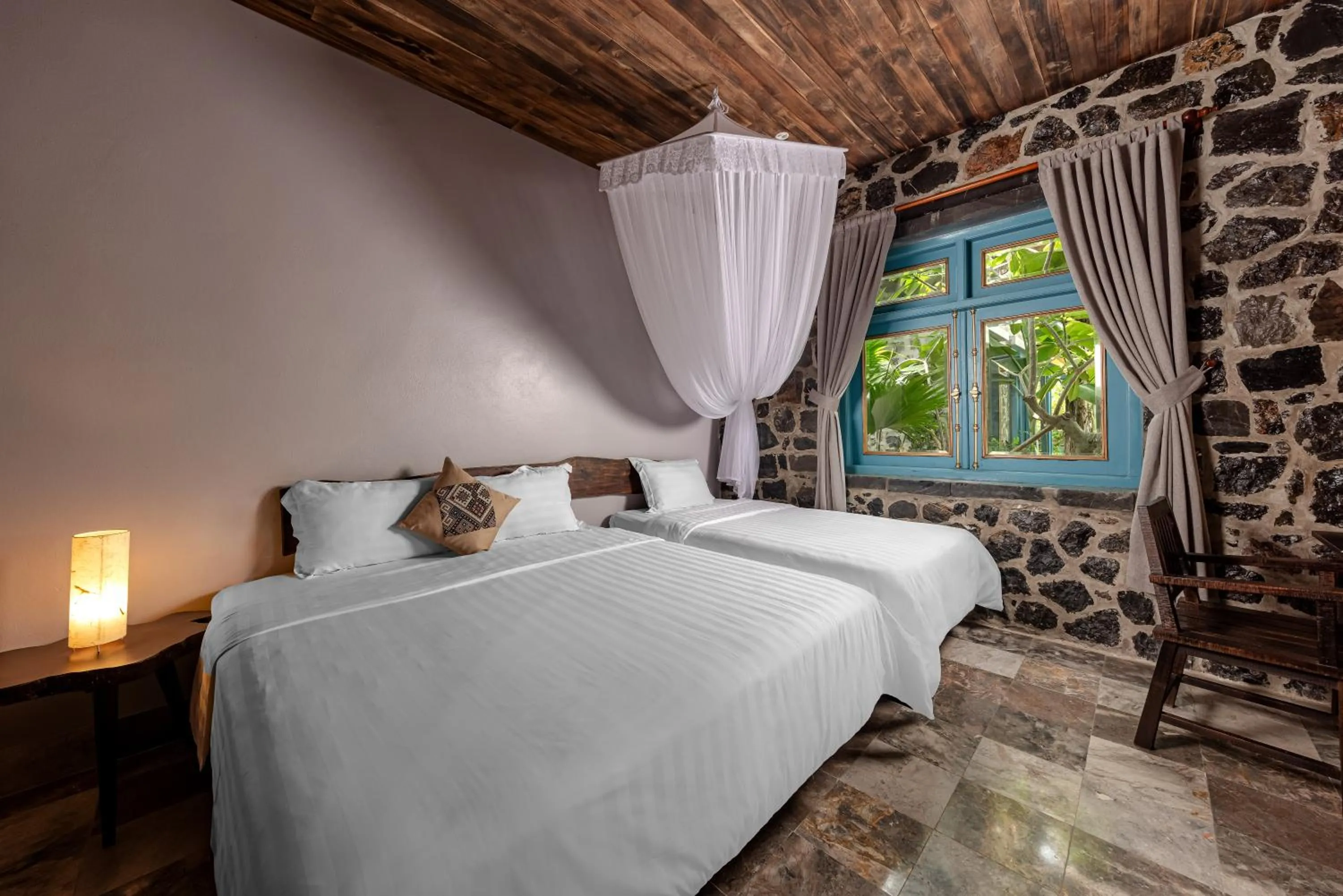 Bed in ChezCao Rice Field Ecolodge Ninh Binh