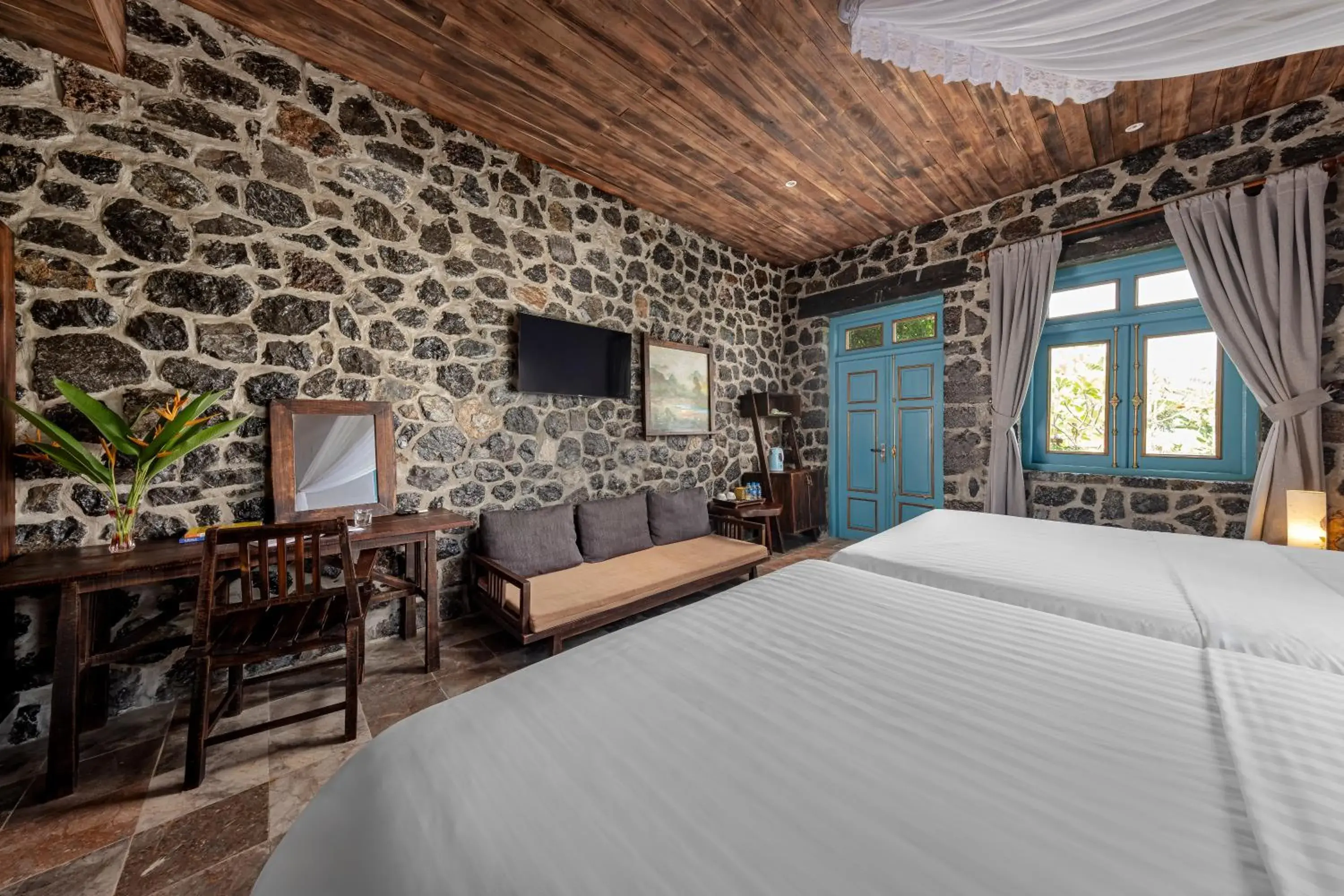 Quadruple Room with Mountain View in ChezCao Rice Field Ecolodge Ninh Binh Quadruple Room with Mountain View in ChezCao Rice Field Ecolodge Ninh Binh