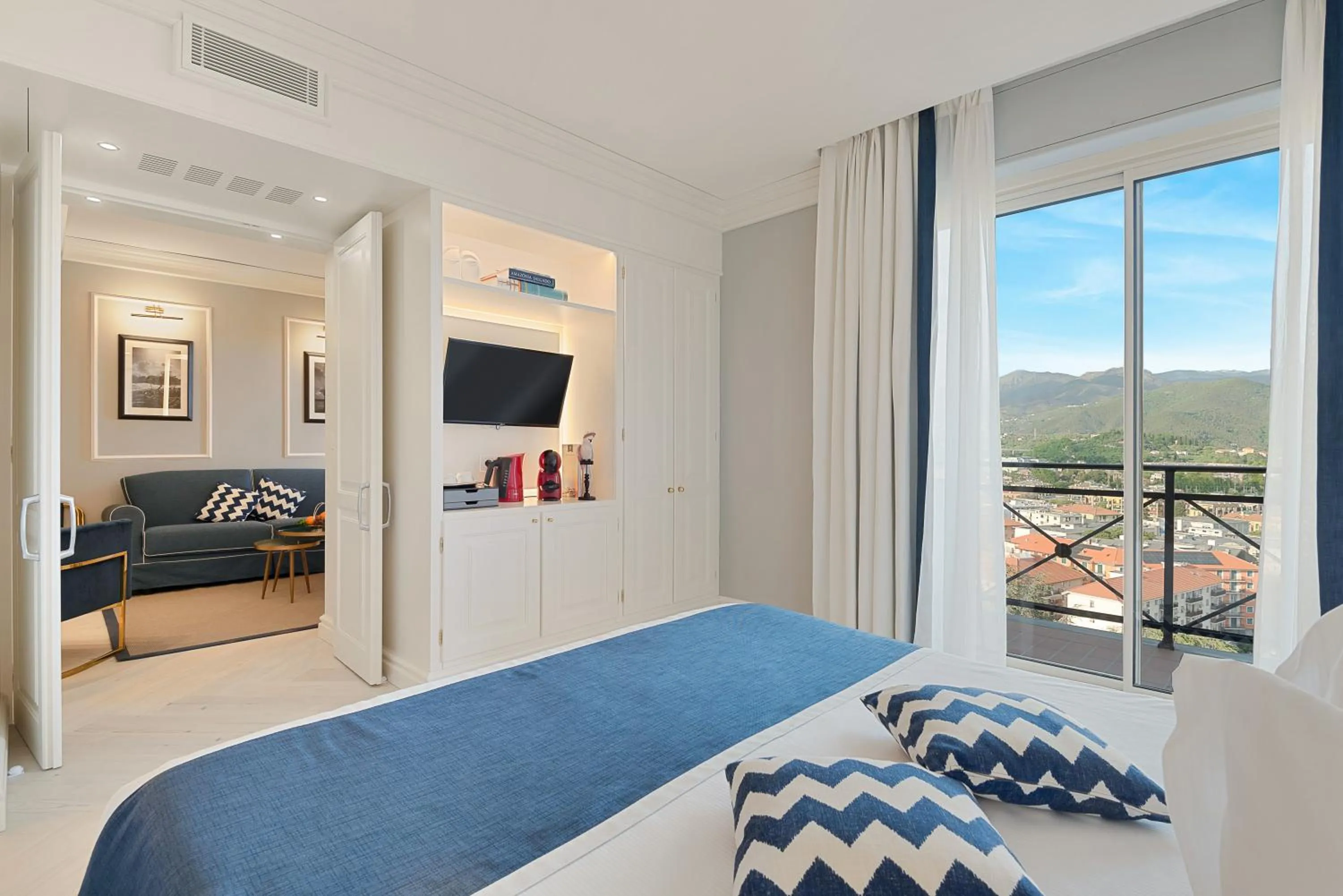 Photo of the whole room, Bed in Hotel Vis à Vis