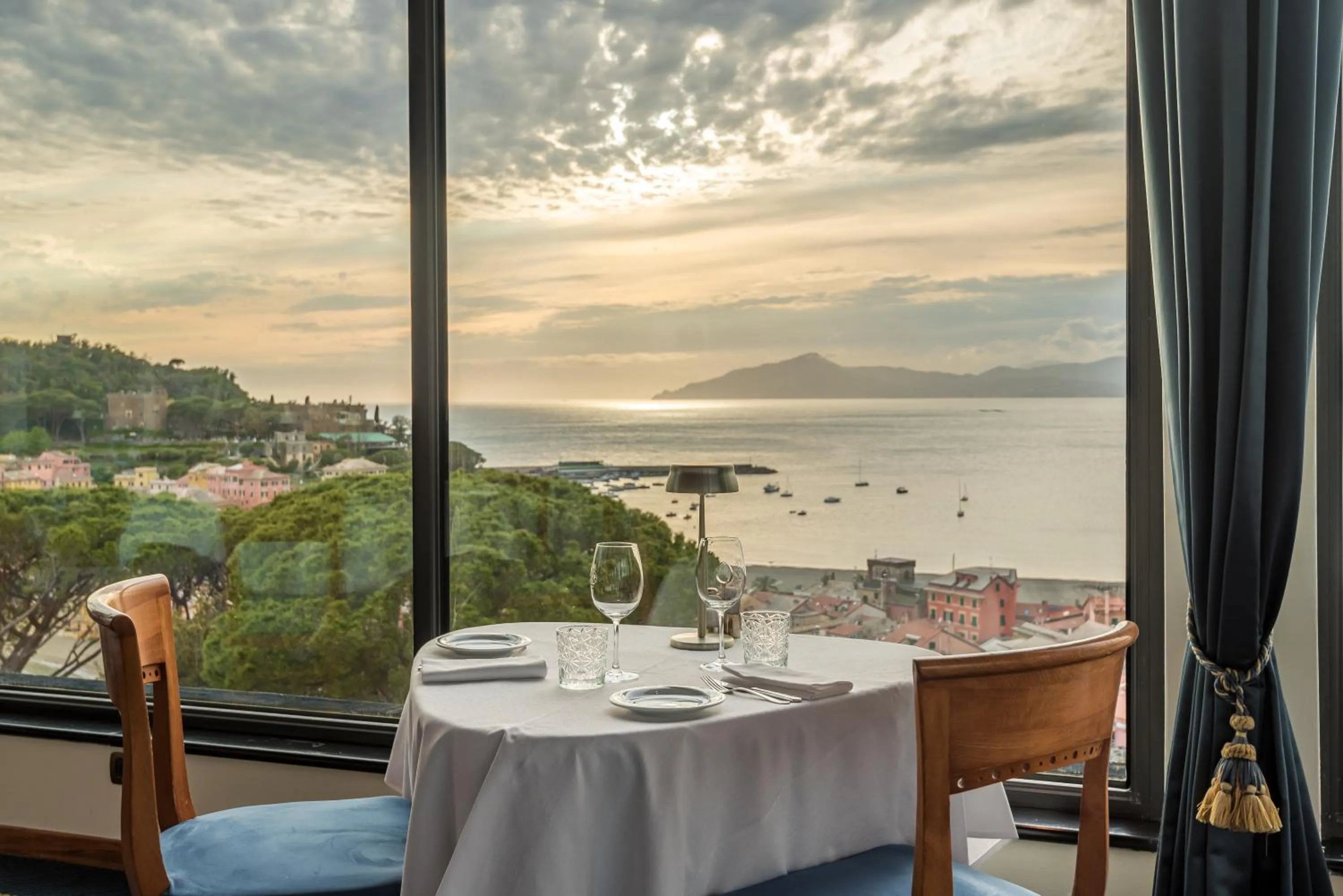 Restaurant/places to eat in Hotel Vis à Vis