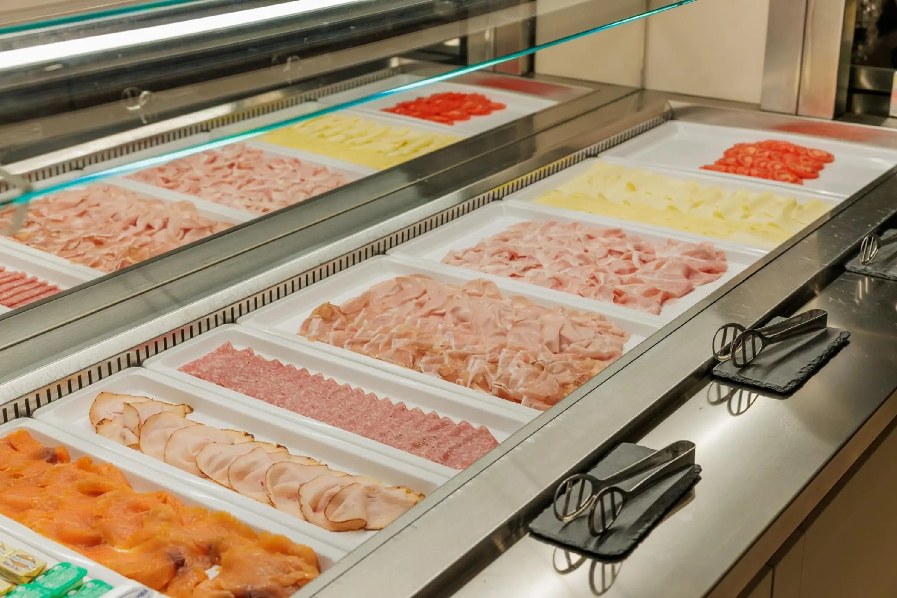 Breakfast in Villa Rosa Hotel Desenzano Breakfast in Villa Rosa Hotel Desenzano