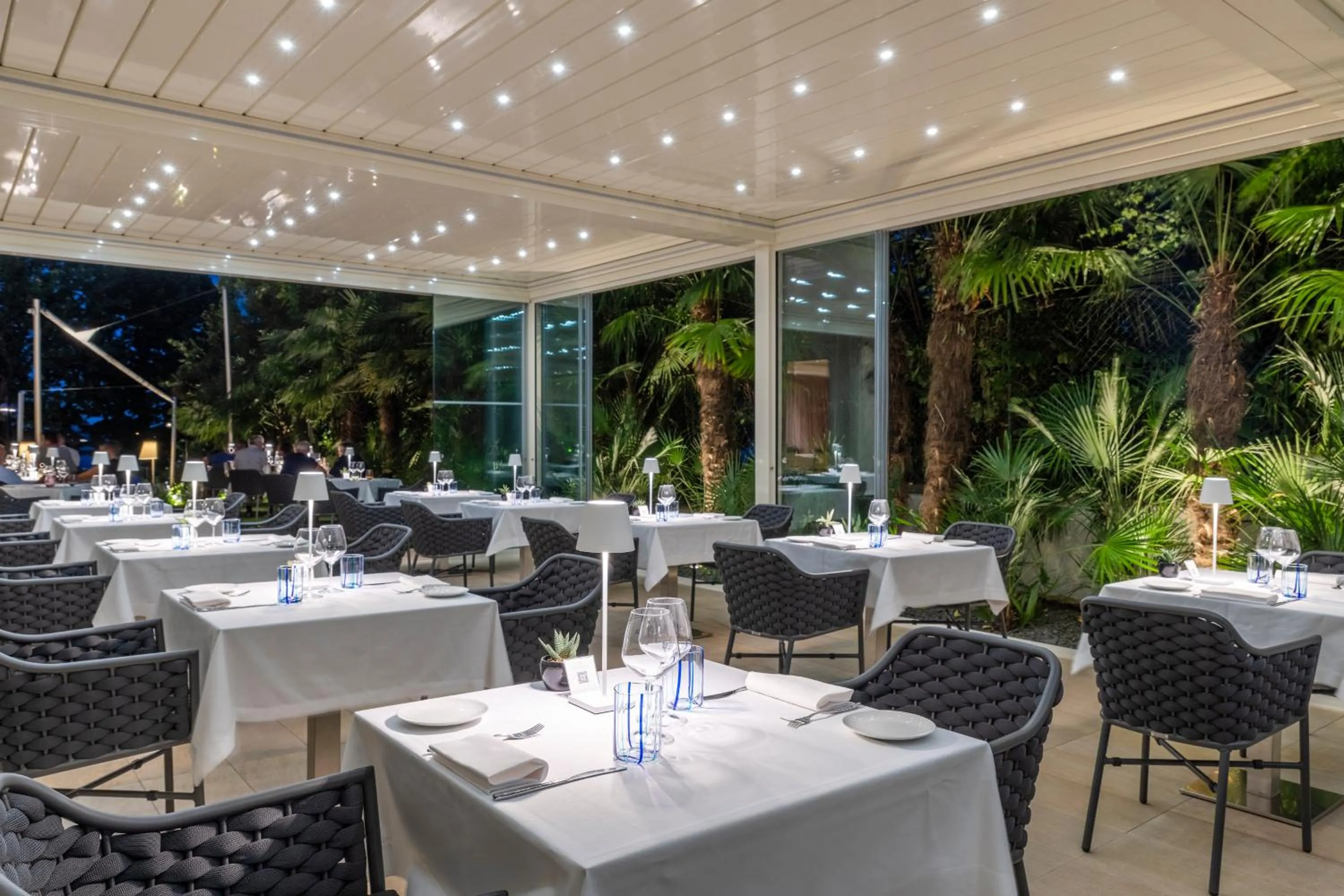Restaurant/places to eat in Villa Rosa Hotel Desenzano