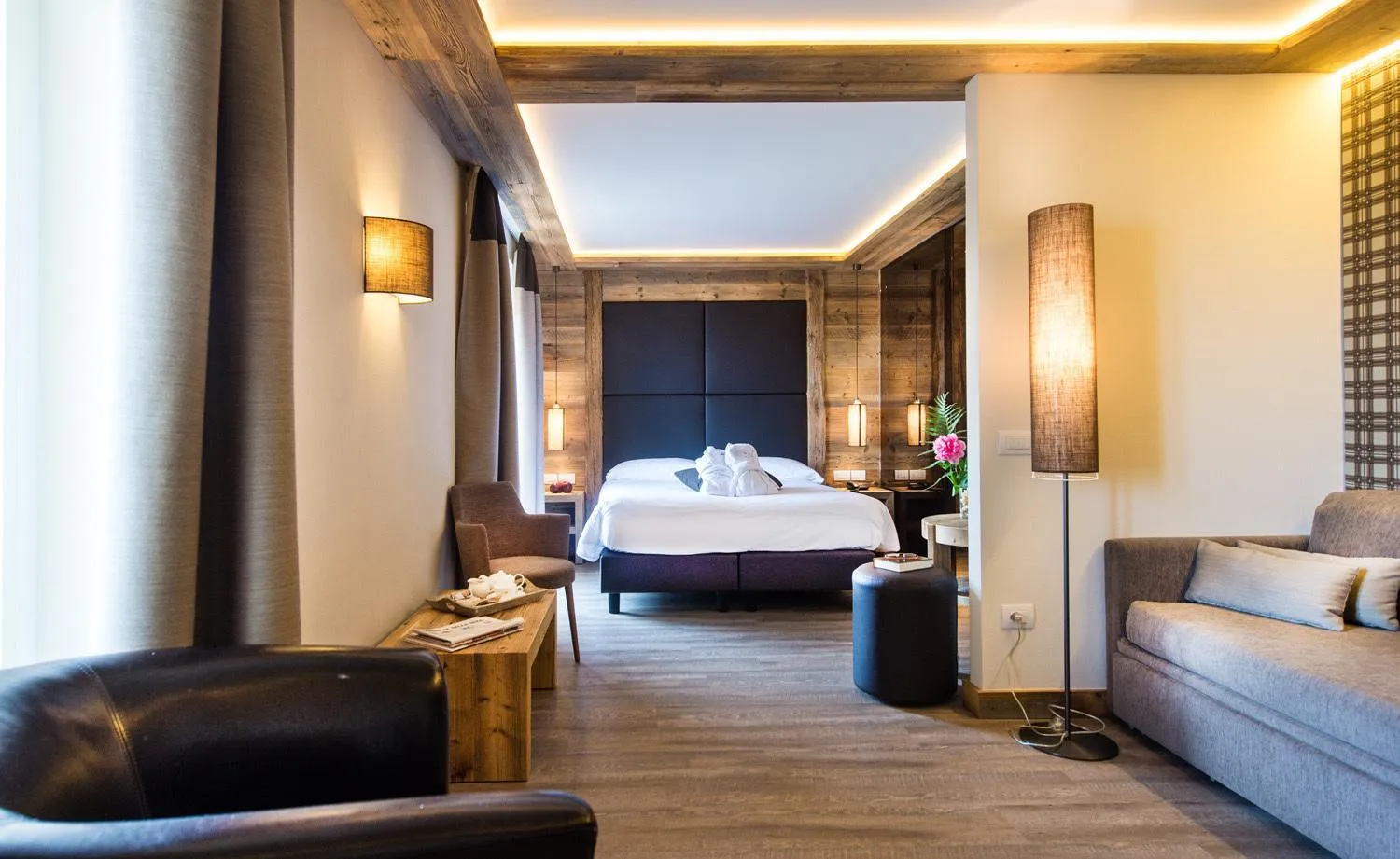 Photo of the whole room, Bed in Alp Wellness Sport Hotel Panorama