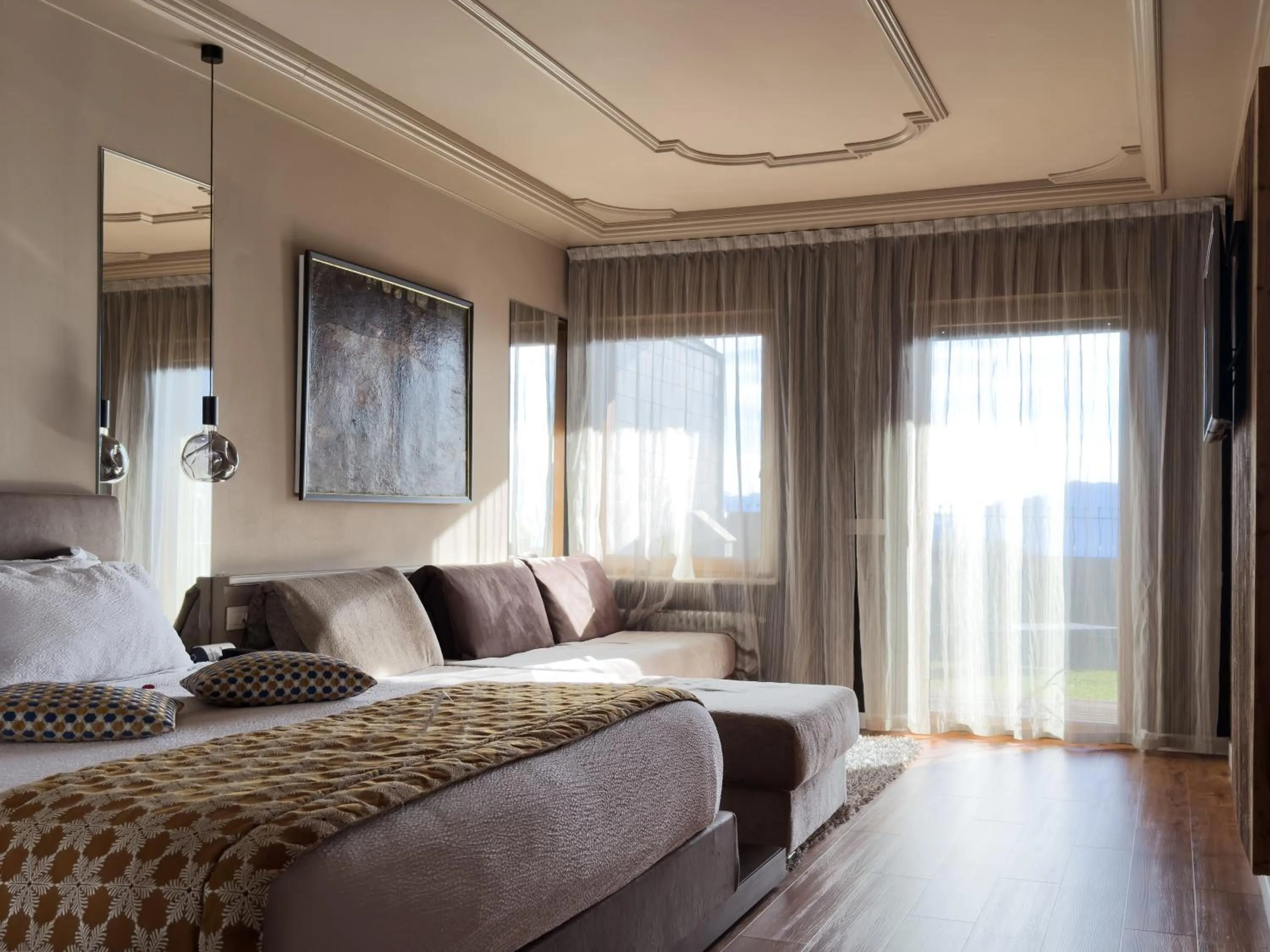 Photo of the whole room, Bed in Alp & Wellness Sport Hotel Panorama