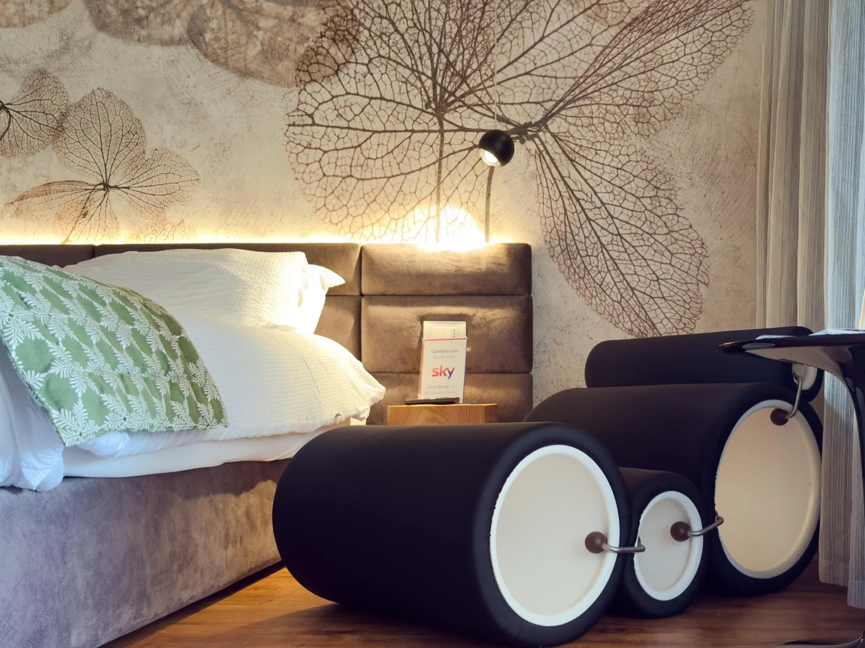 Bedroom, Bed in Alp & Wellness Sport Hotel Panorama