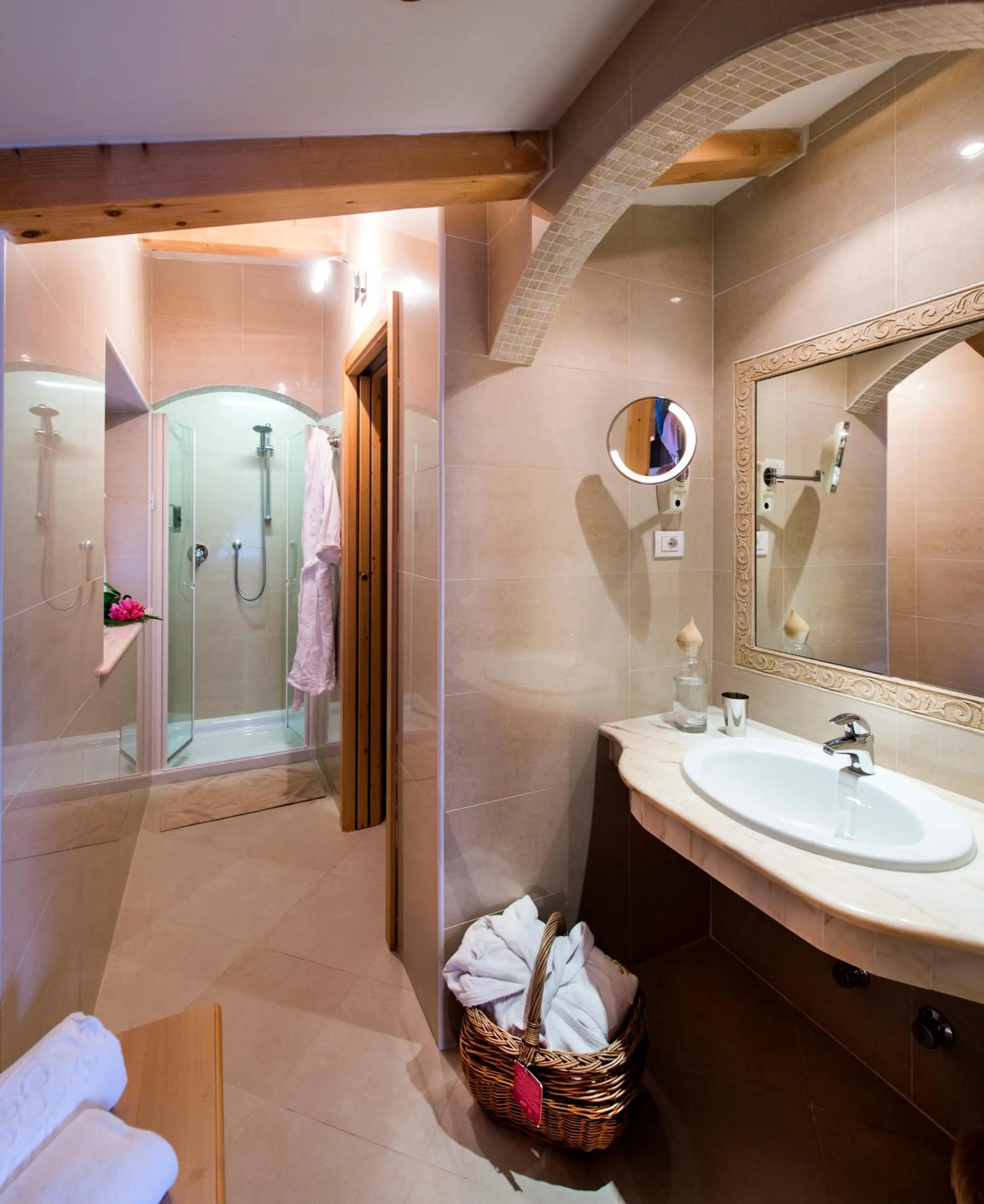 Toilet in Alp Wellness Sport Hotel Panorama