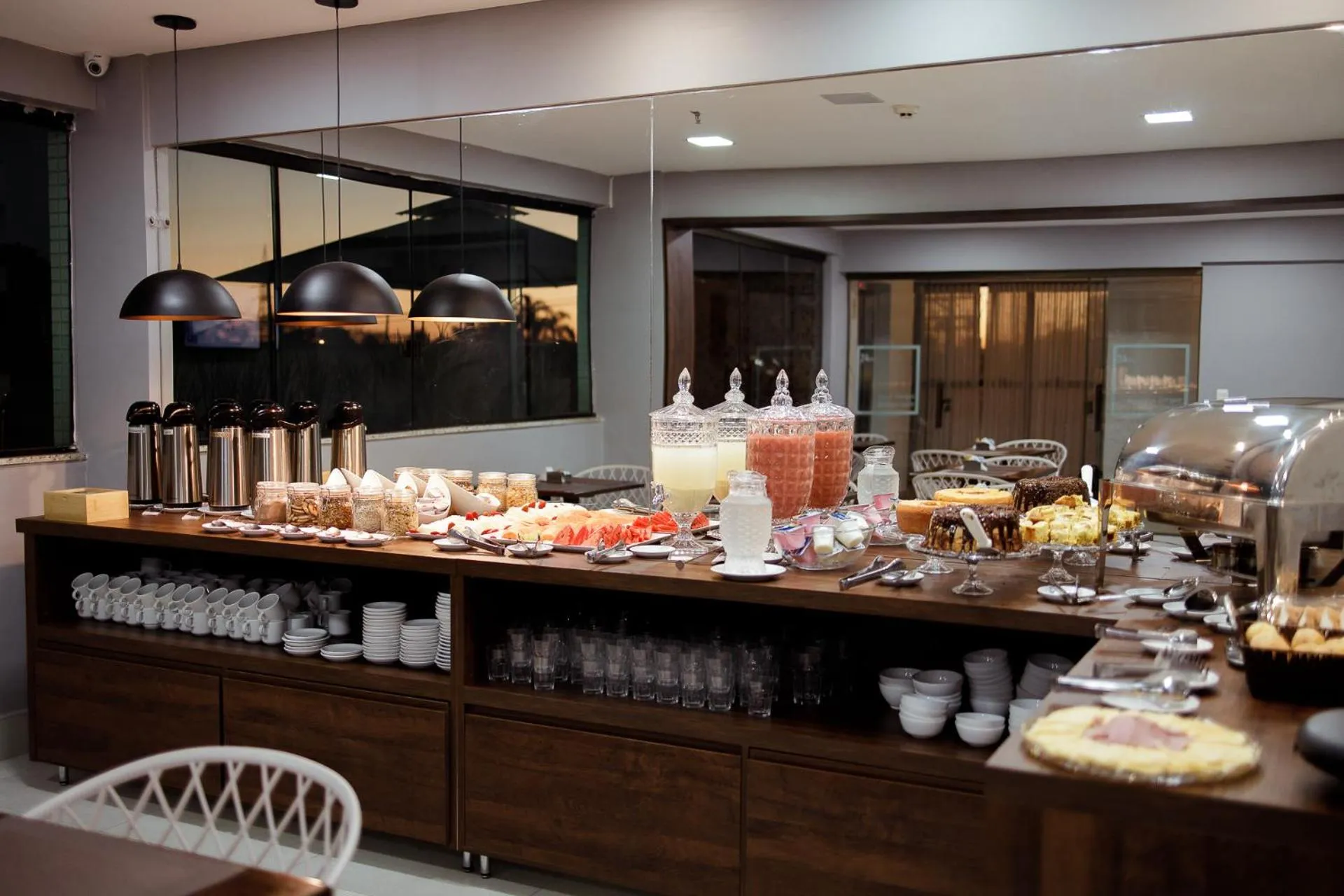 Restaurant/places to eat in Miami Hotel by H Hotéis - Business