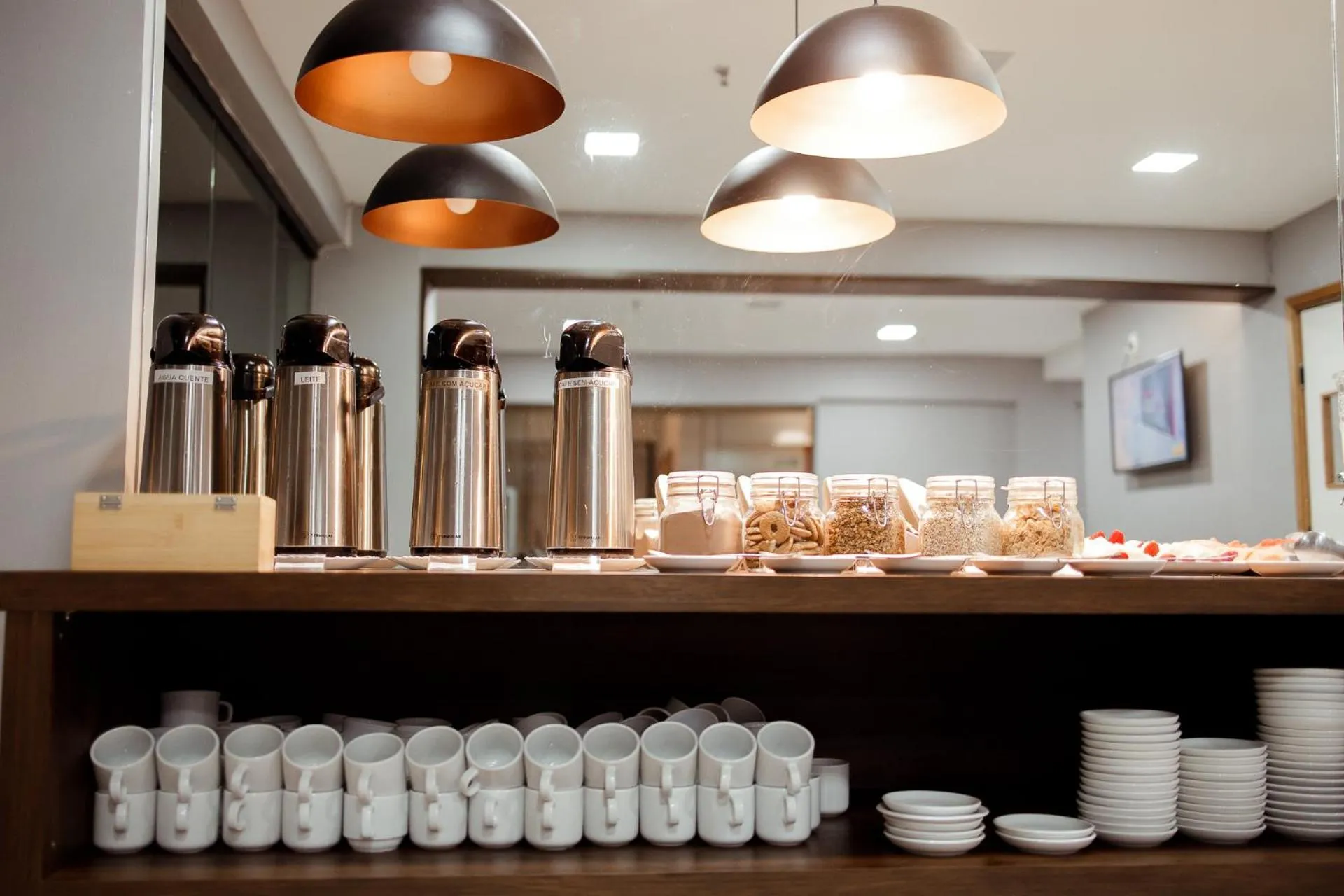 Restaurant/places to eat in Miami Hotel by H Hotéis - Business