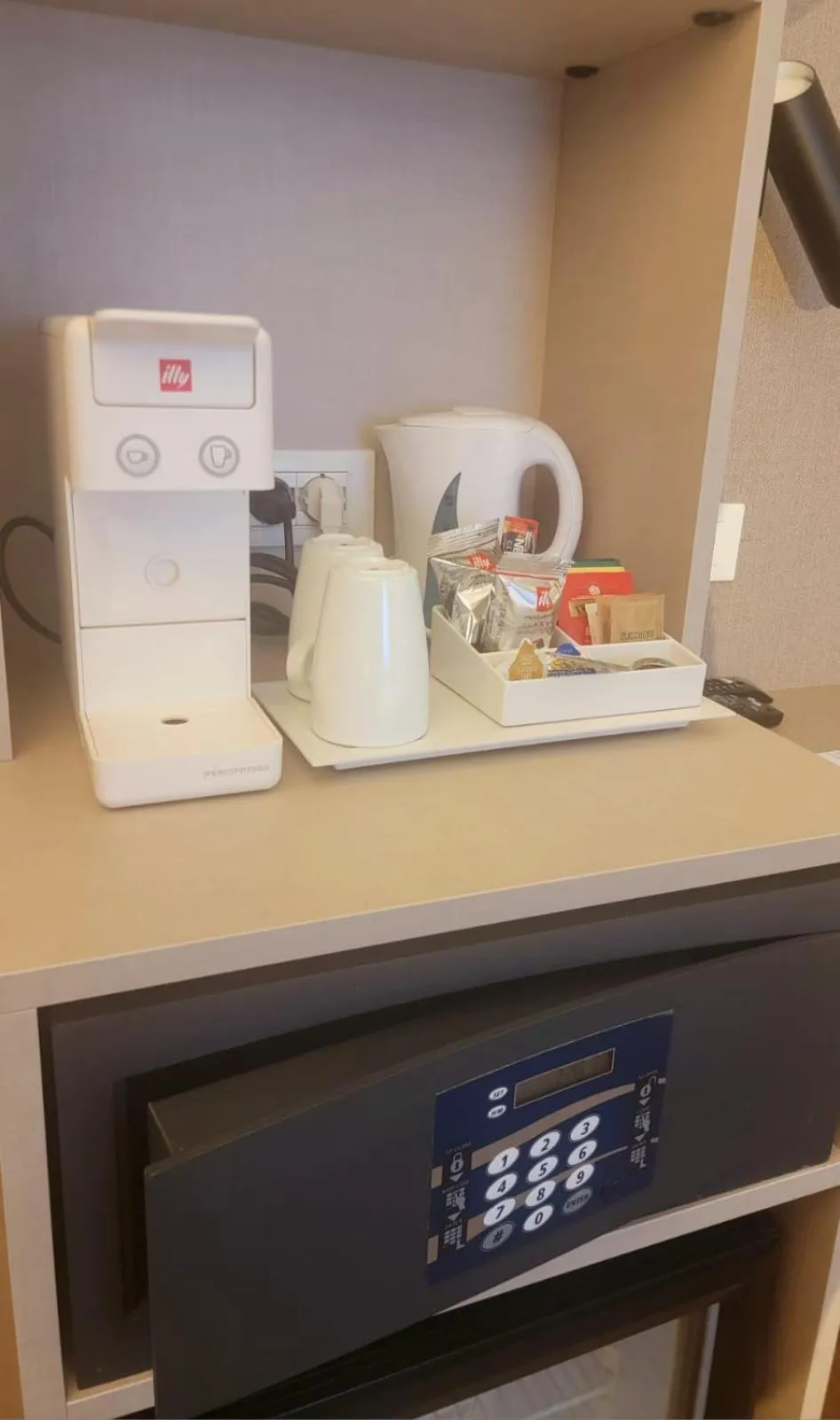 Coffee/tea facilities in Hotel Aurora Duino