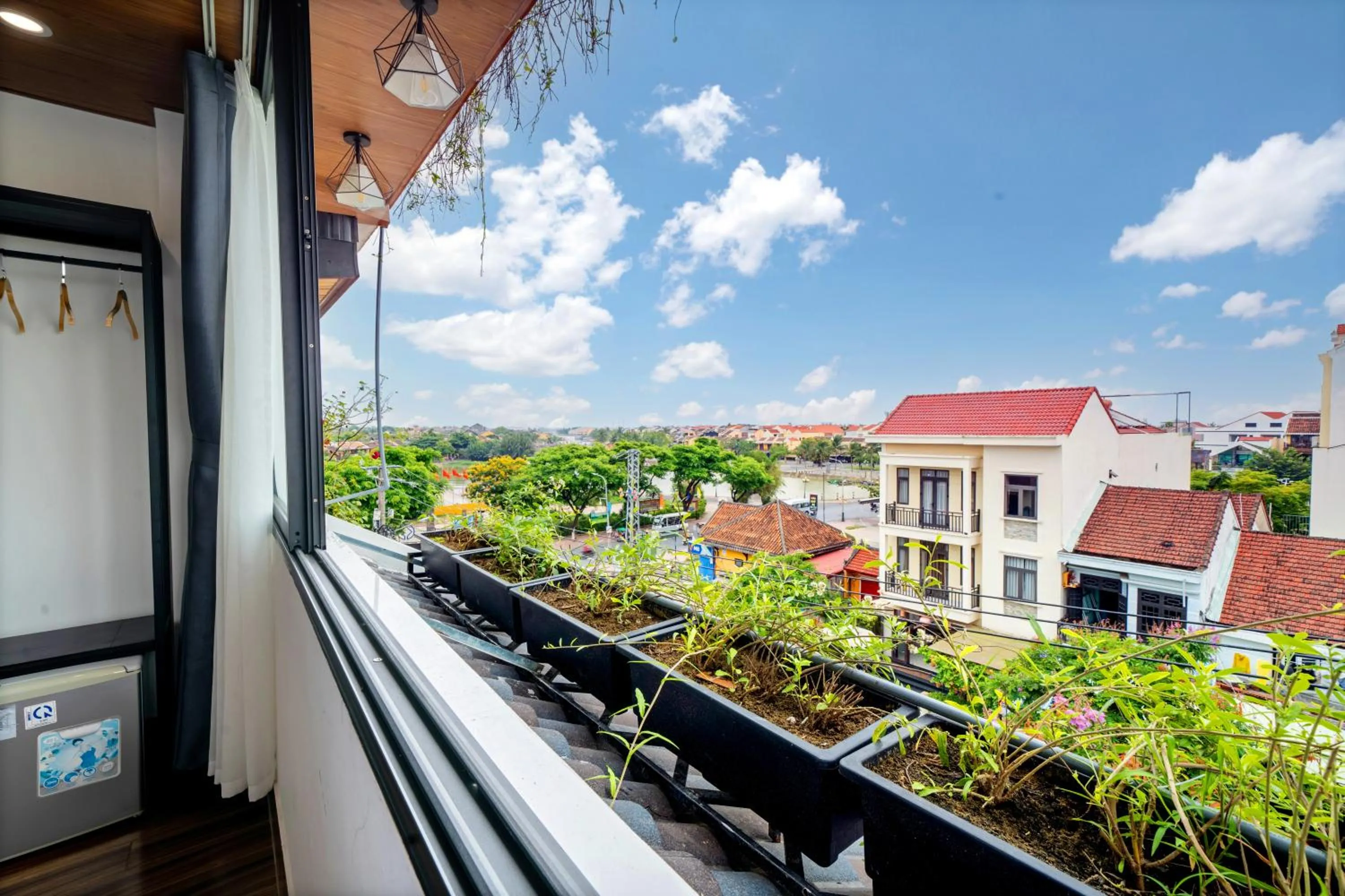 City view in 1 Stop Dory Hotel