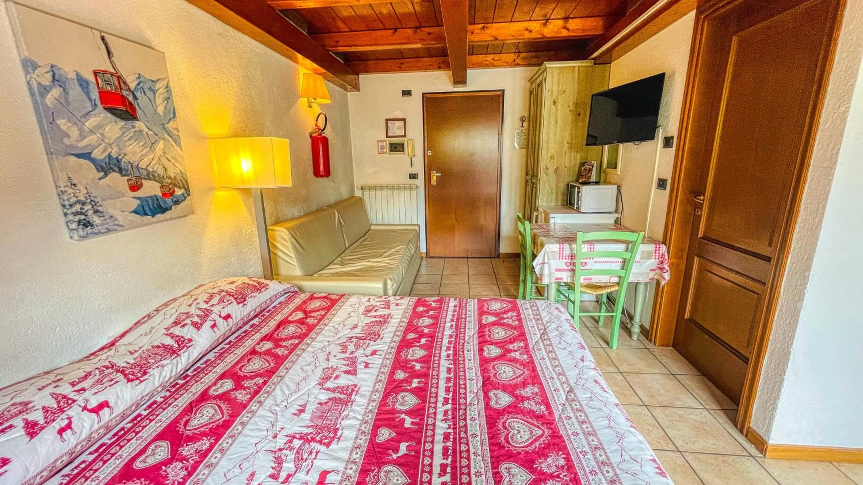 Bed in Residence Villa Frejus