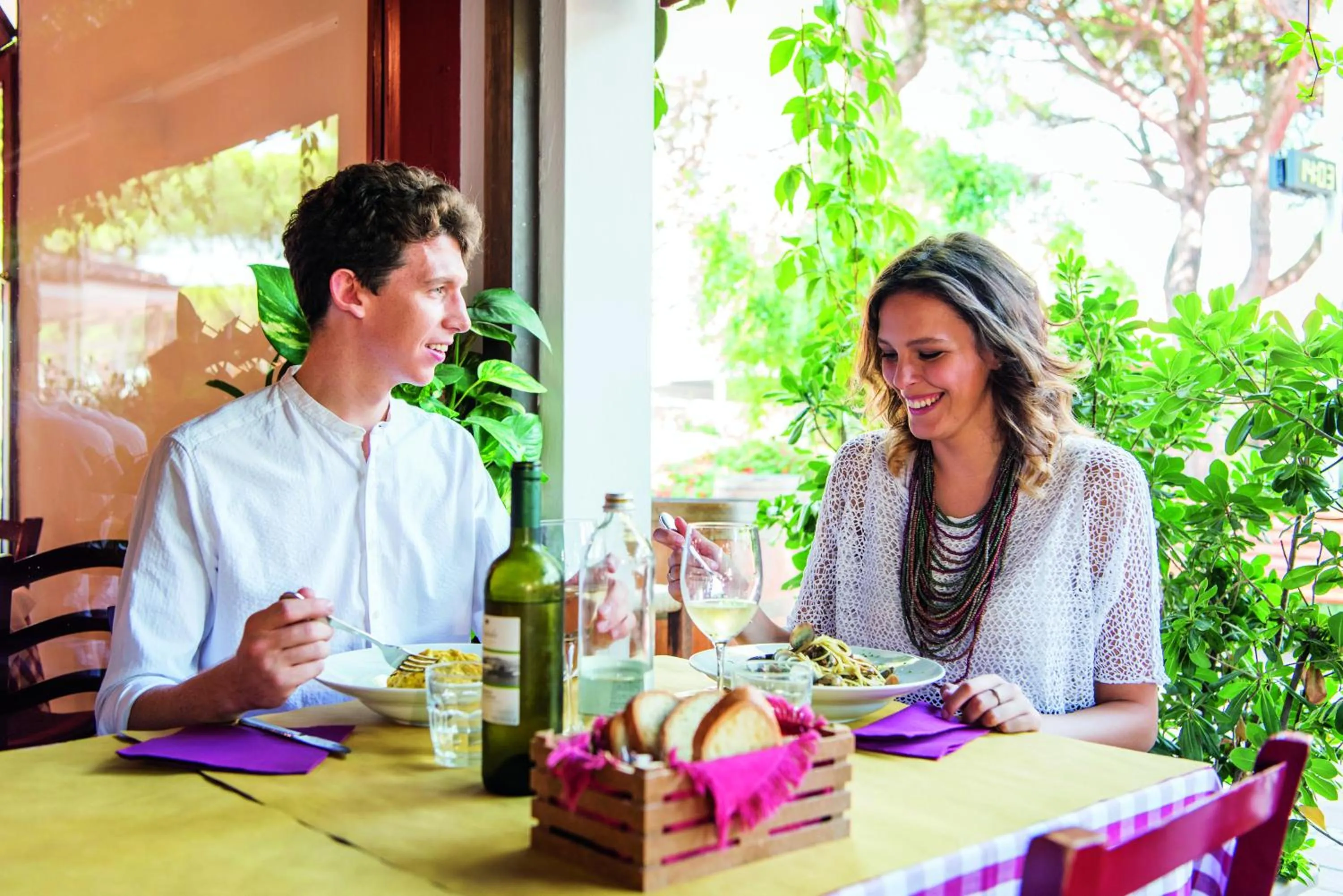 Restaurant/places to eat in Art&Park Hotel Union Lido