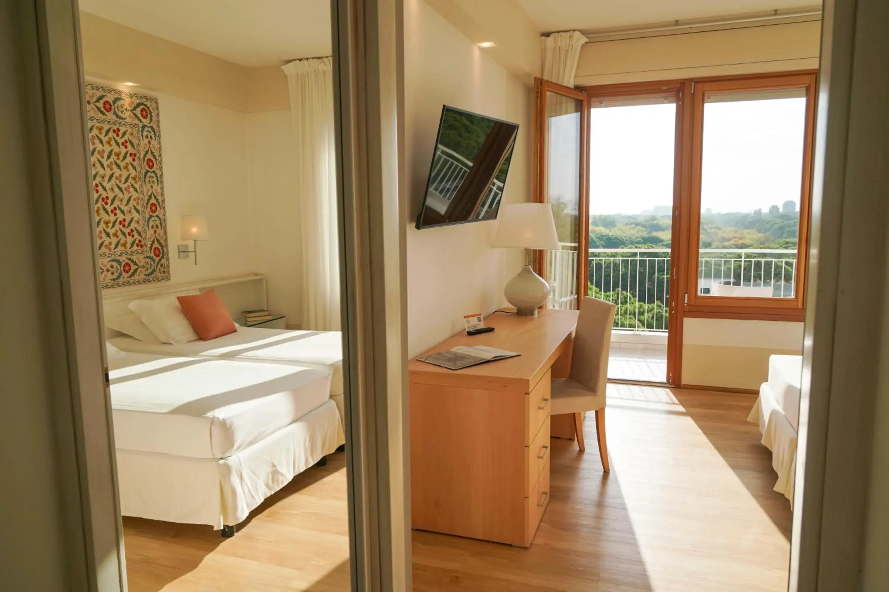 Deluxe Twin Room in Art&Park Hotel Union Lido Deluxe Twin Room in Art&Park Hotel Union Lido