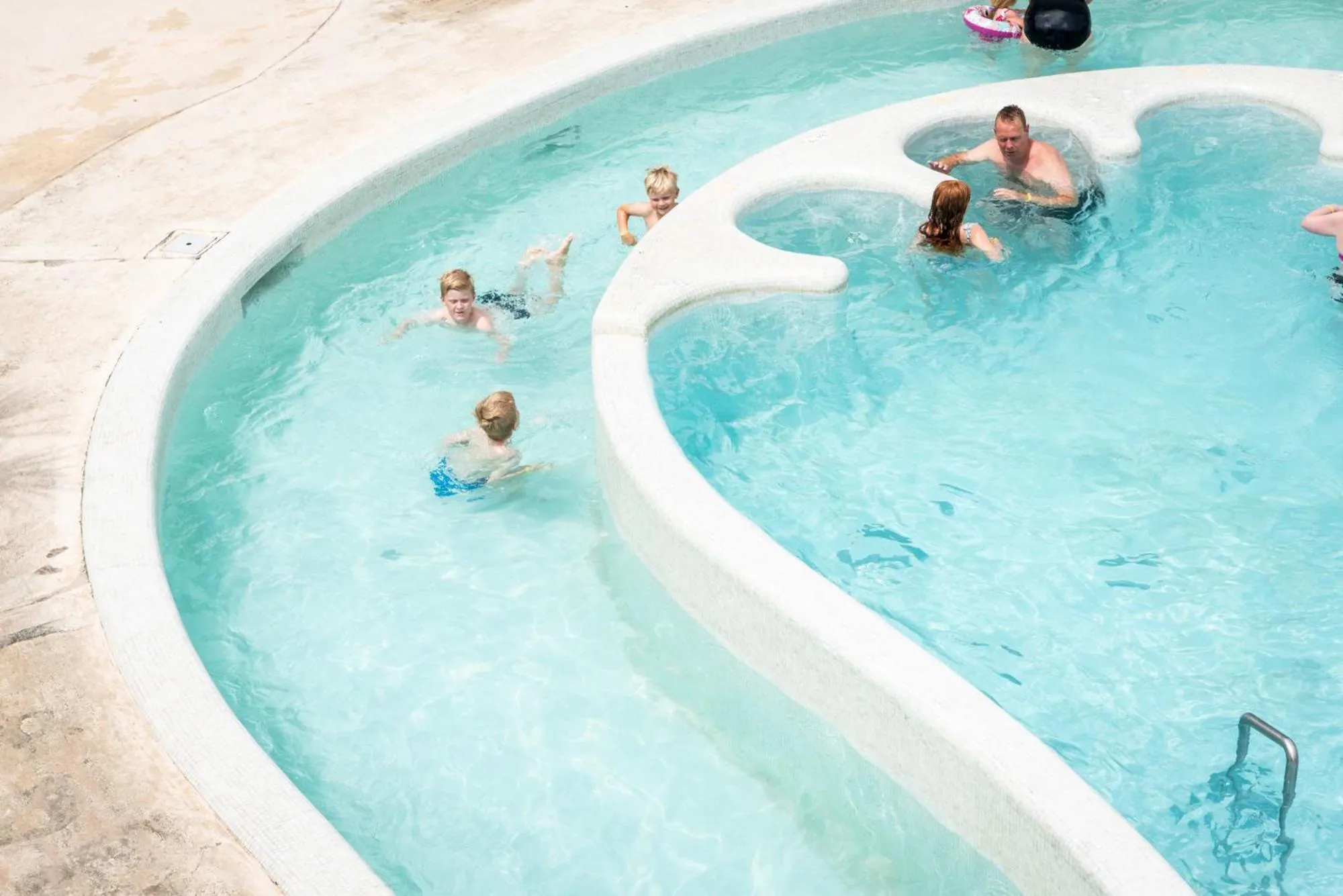Swimming pool in Art&Park Hotel Union Lido