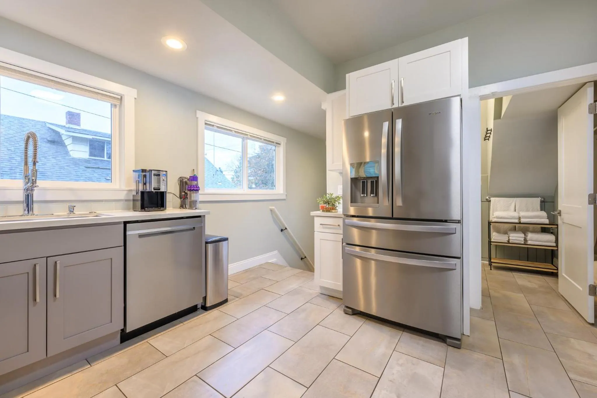 Bathroom in Upgraded Home with 5 BR 4 Bath 4 FREE gated parking space, Family,EV,RV friendly