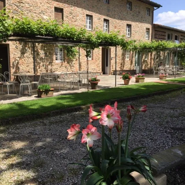 Property building in Relais Del Lago