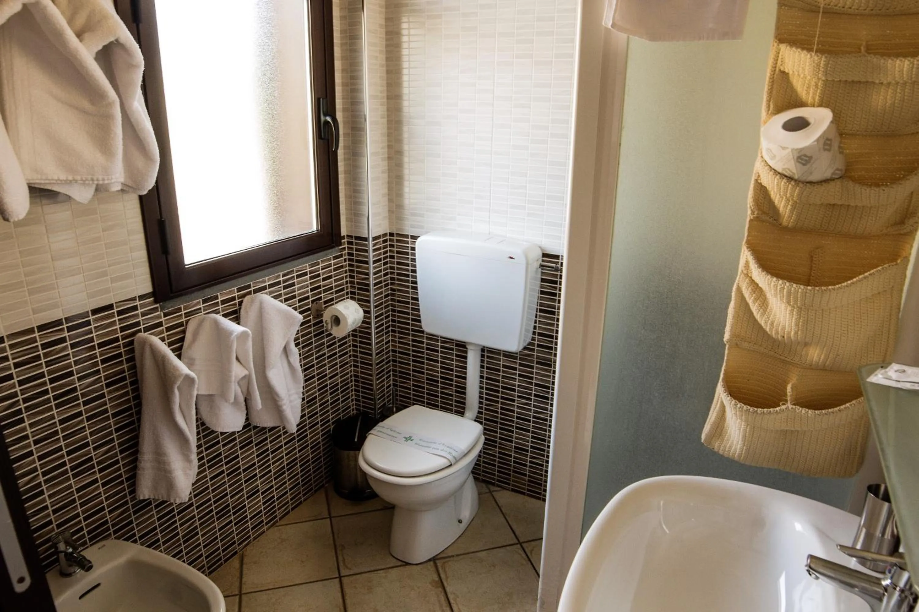 Shower in Sotto Il Vulcano