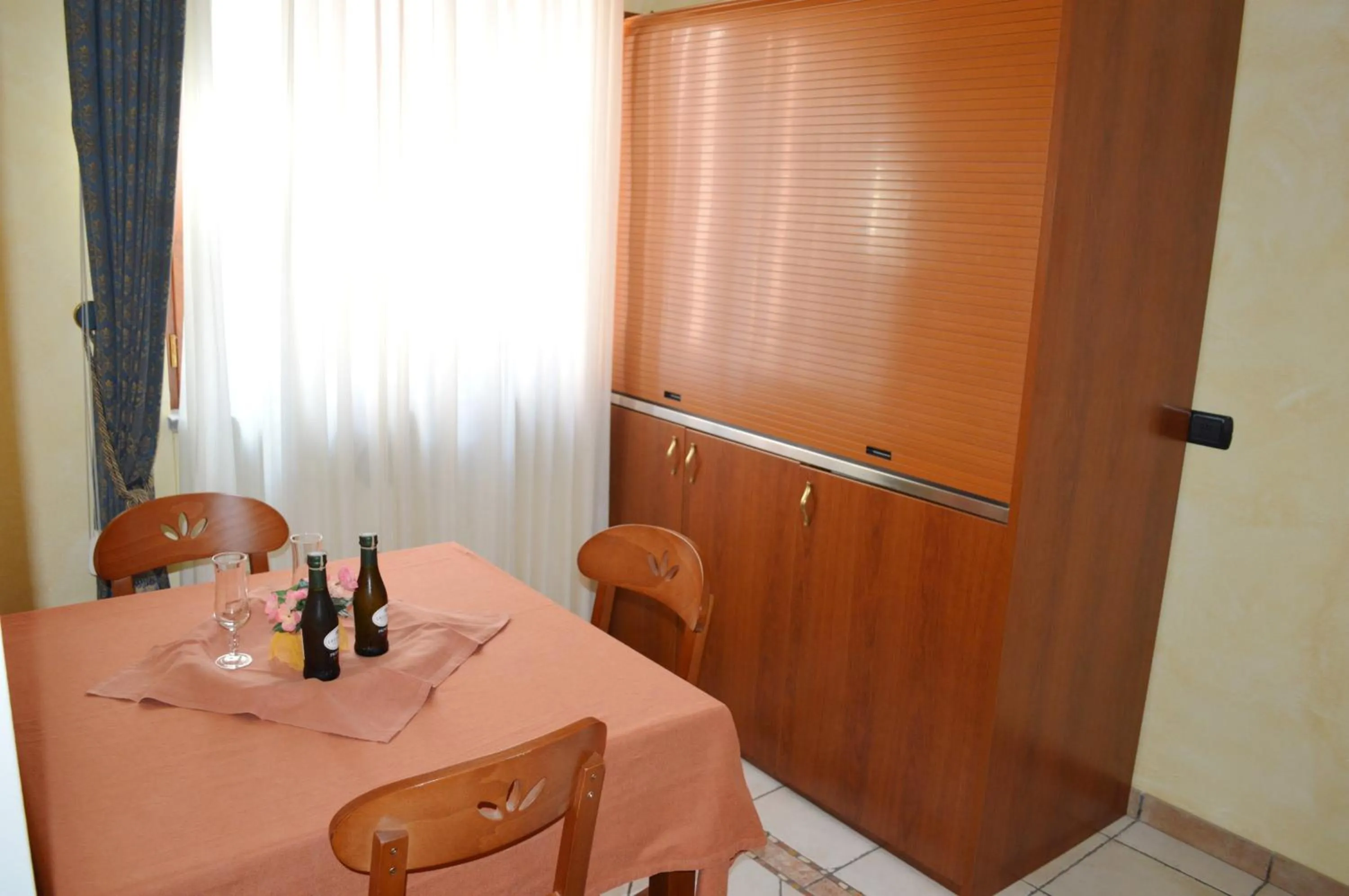 Kitchen or kitchenette in Residence Alberghiero Eolie