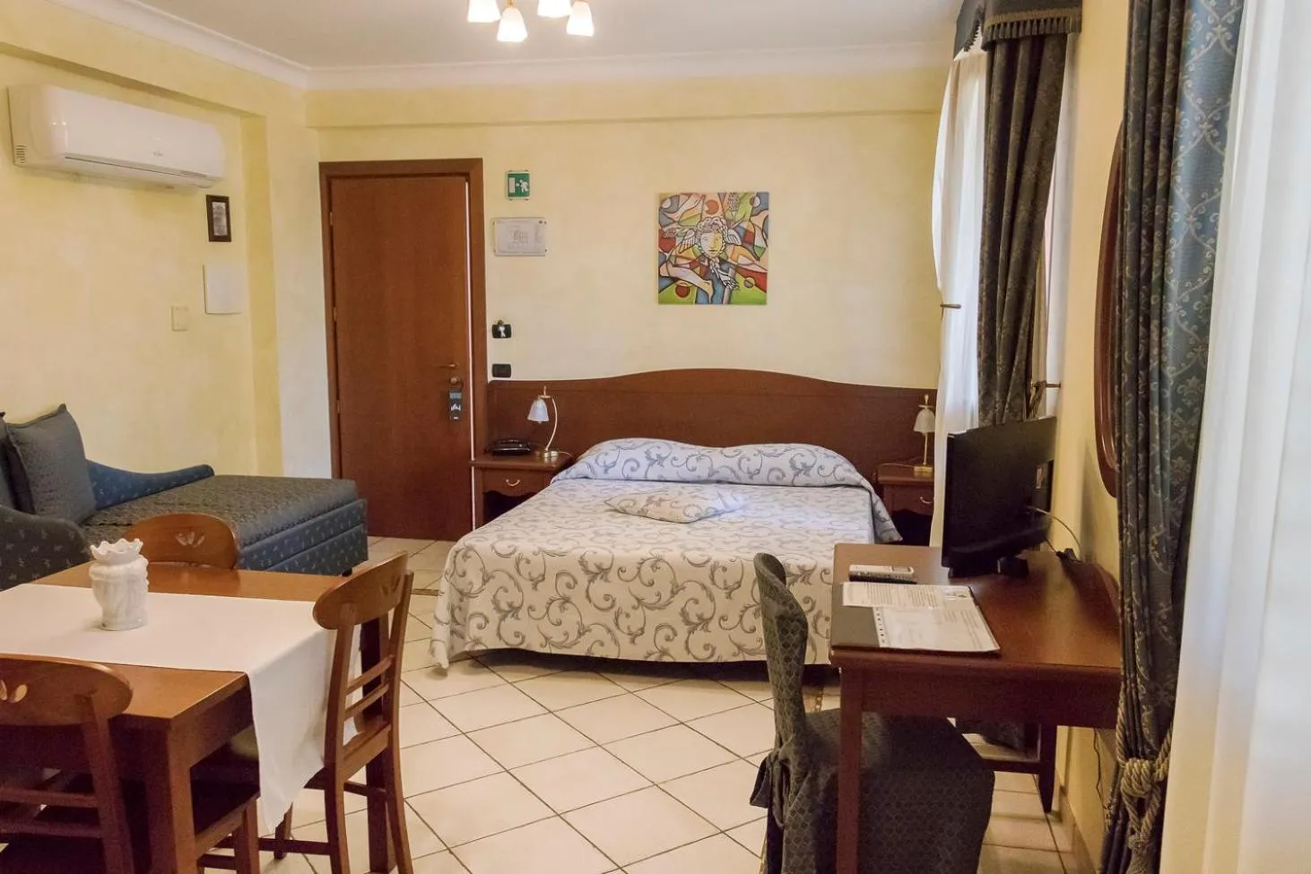 Bedroom, Bed in Residence Alberghiero Eolie