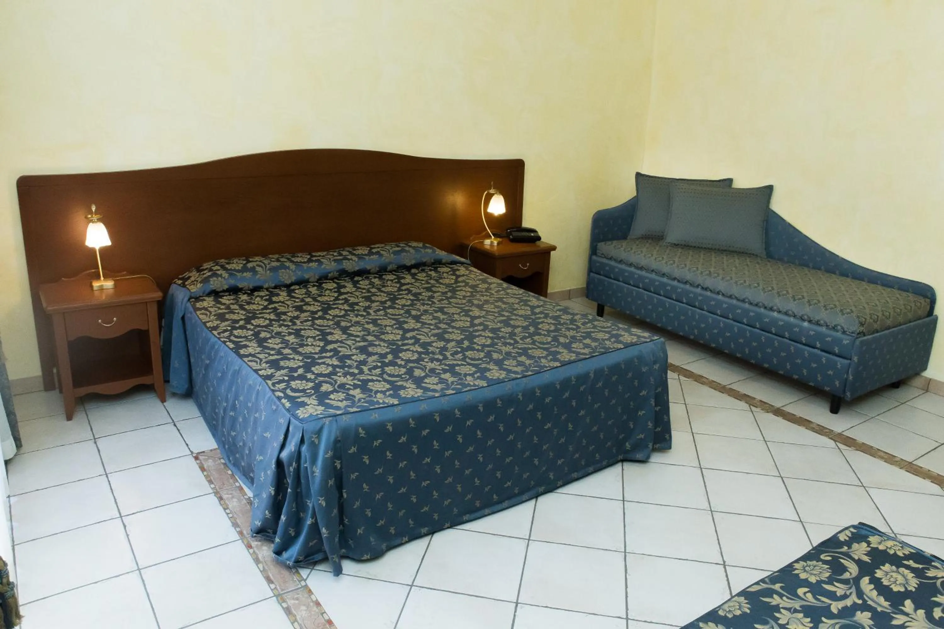 Bedroom, Bed in Residence Alberghiero Eolie