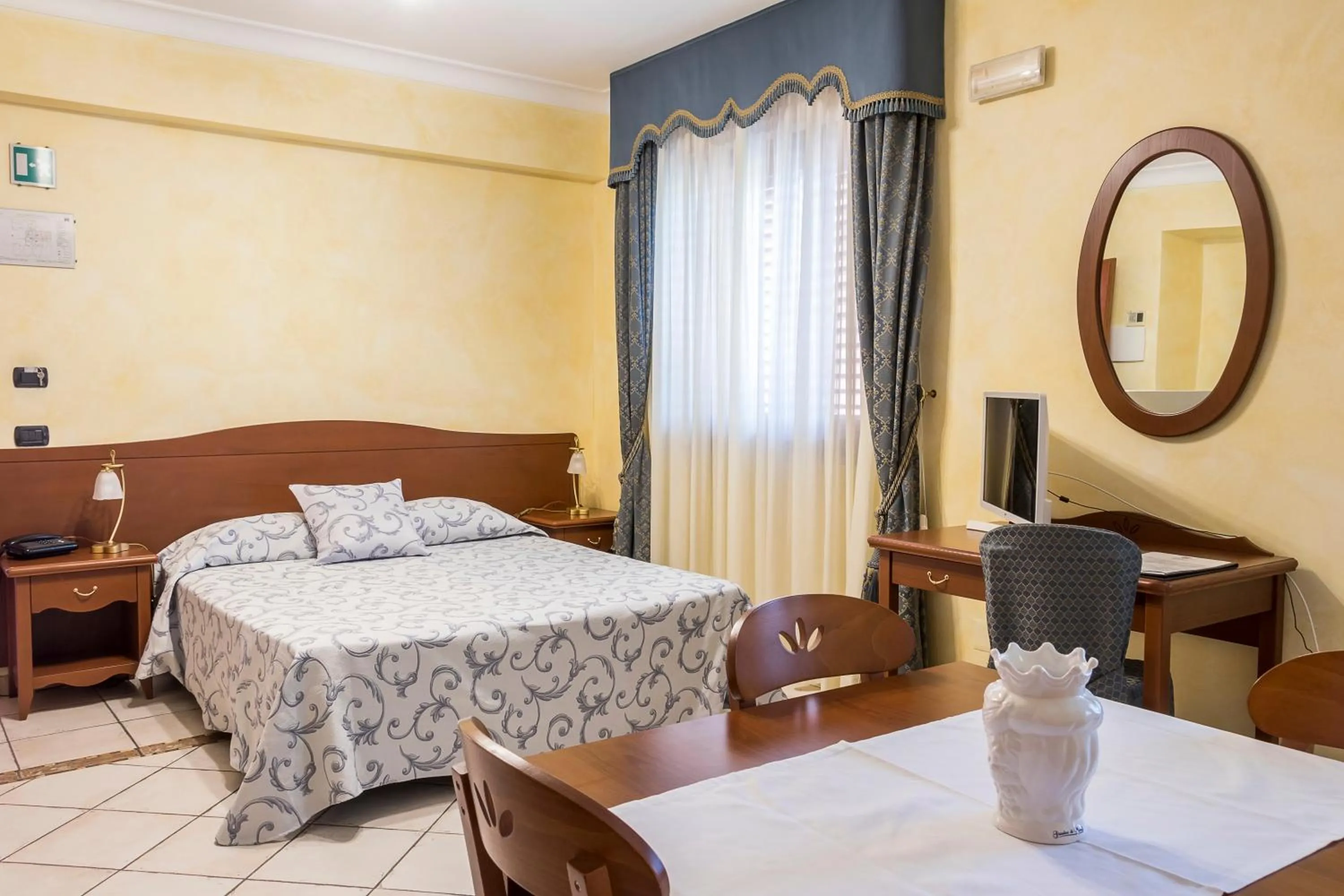 Bed in Residence Alberghiero Eolie