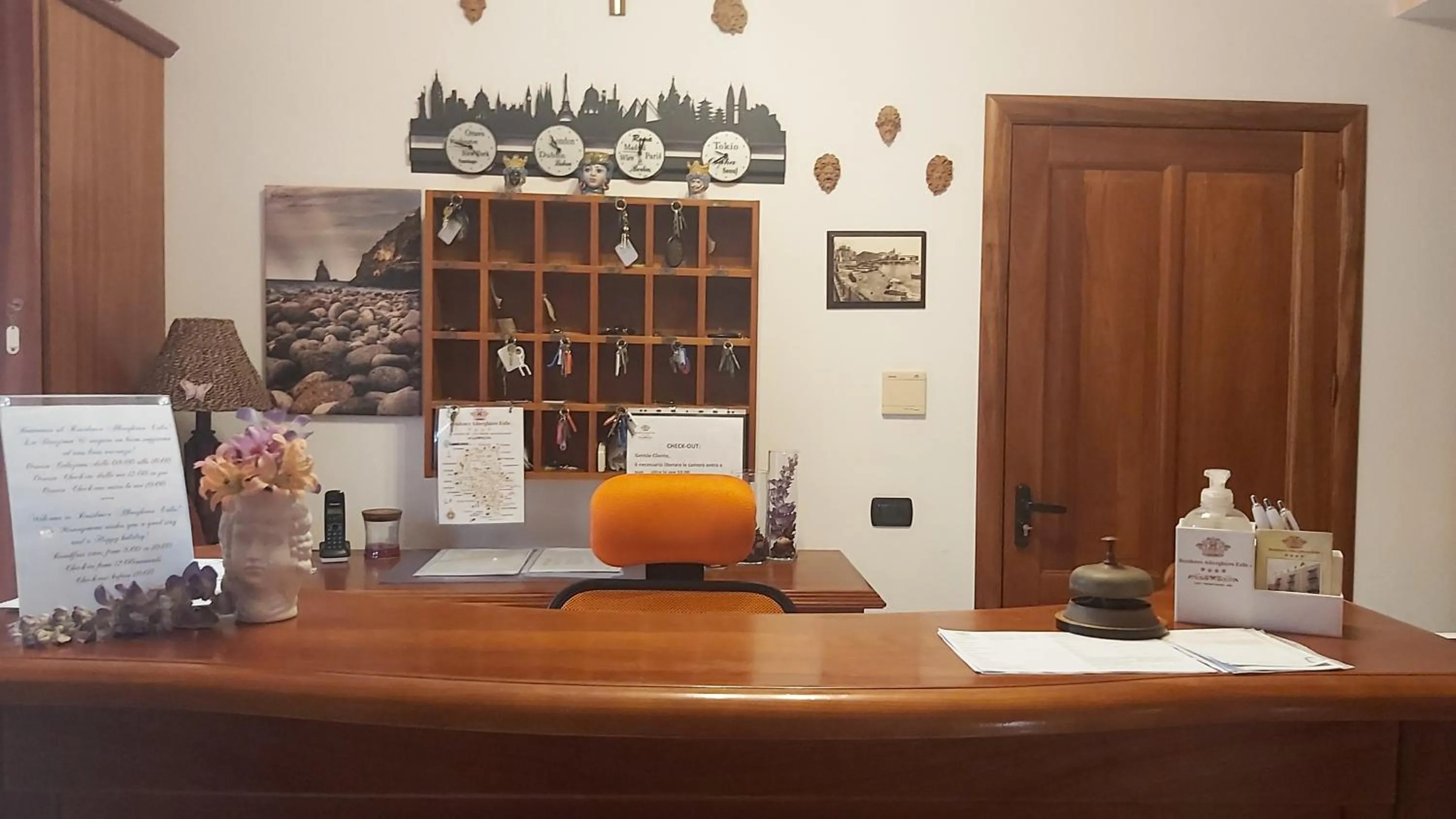 Lobby or reception in Residence Alberghiero Eolie