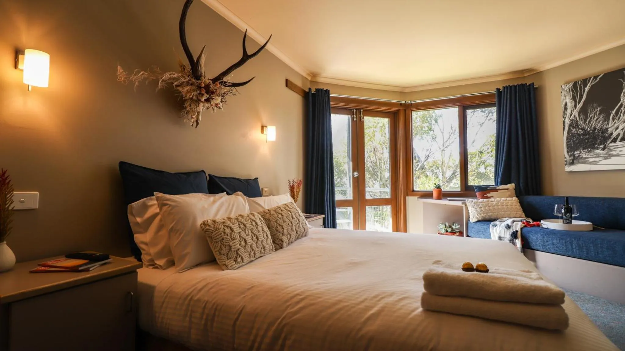 Bed in Hotel High Plains