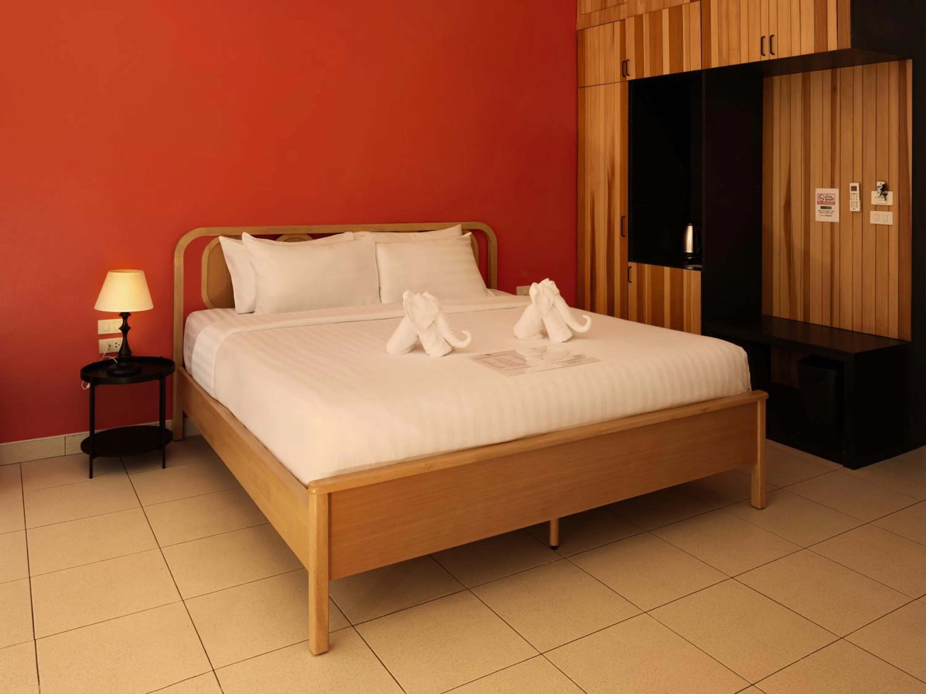 Bed in Lenny's Koh Samui