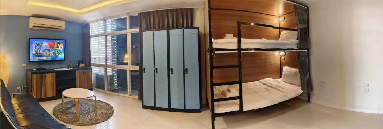 Bed in Lenny's Koh Samui