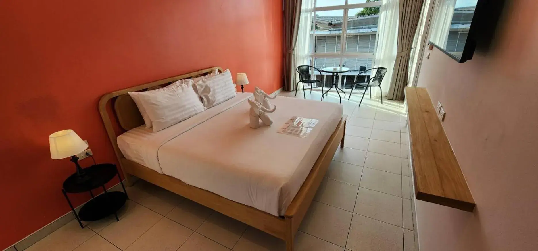 Deluxe King Room in Lenny's Koh Samui Deluxe King Room in Lenny's Koh Samui