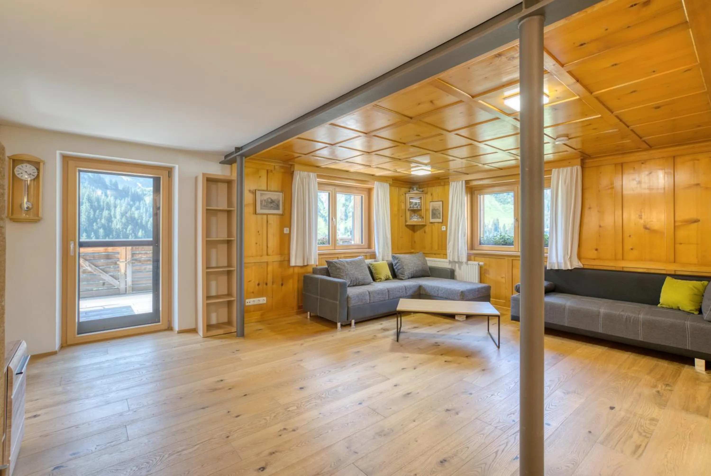 Living room in HUS24