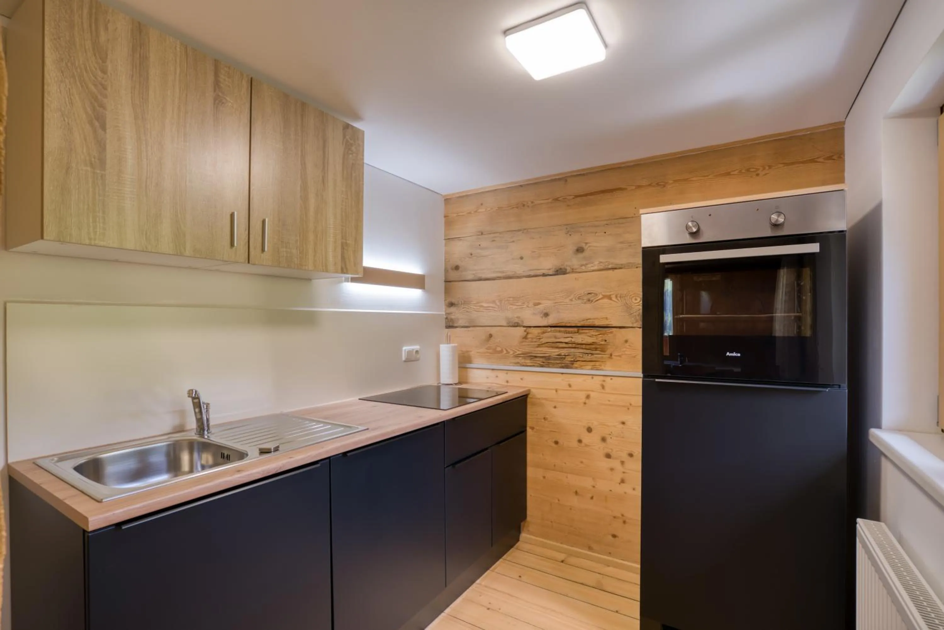 Kitchen or kitchenette in HUS24