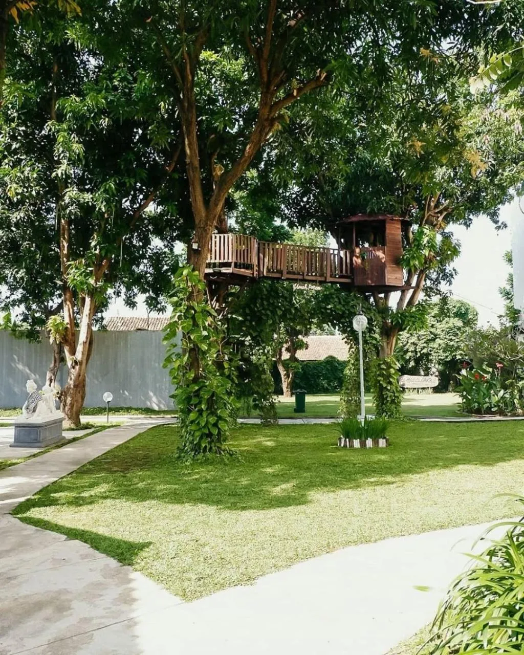 Garden in Metland Hotel Cirebon