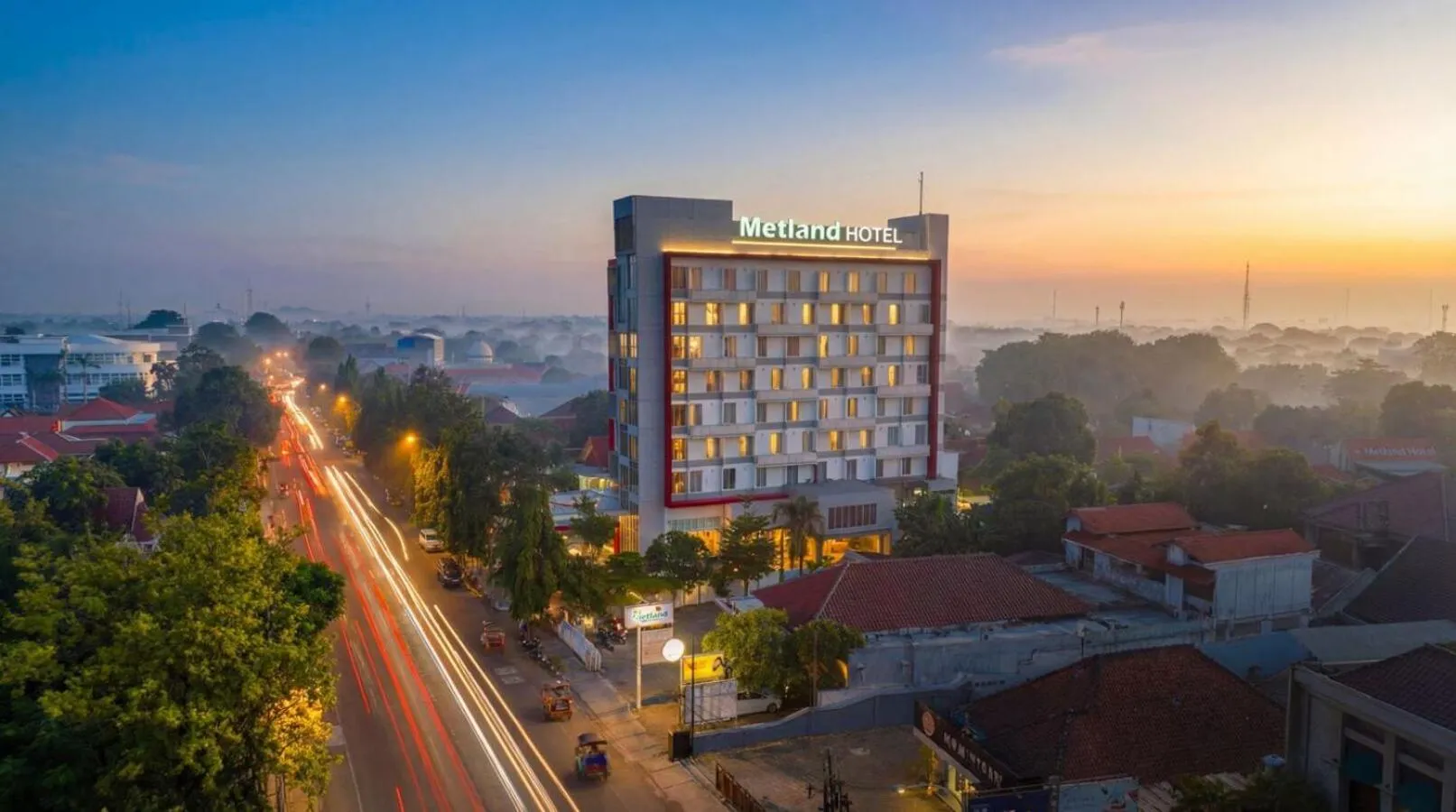 Property building in Metland Hotel Cirebon