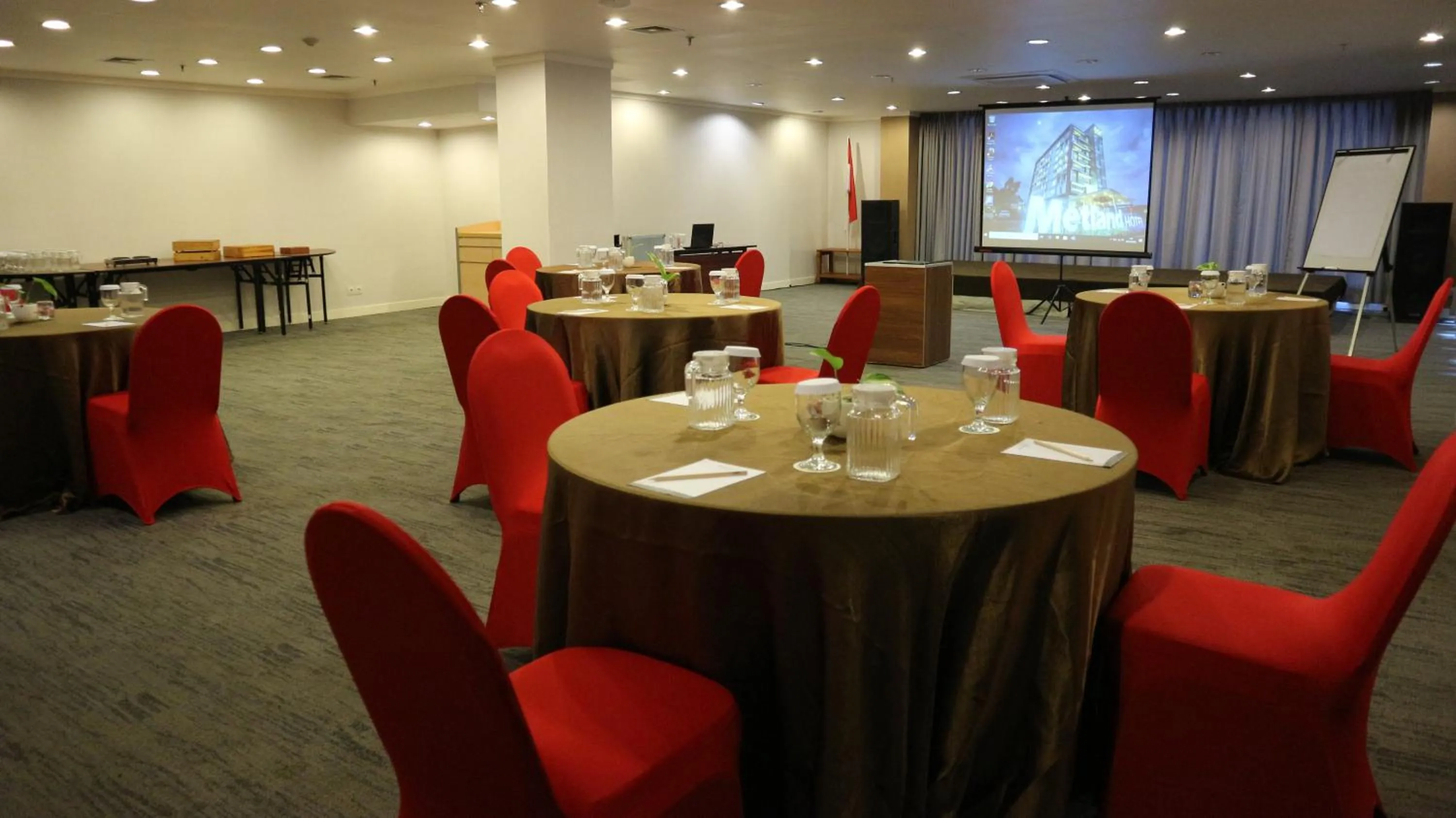 Meeting/conference room in Metland Hotel Cirebon