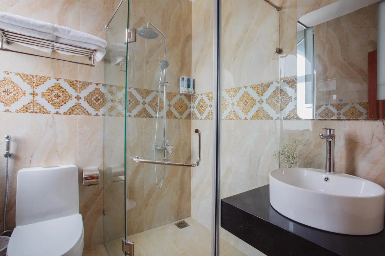 Toilet in Be U Hotel City View