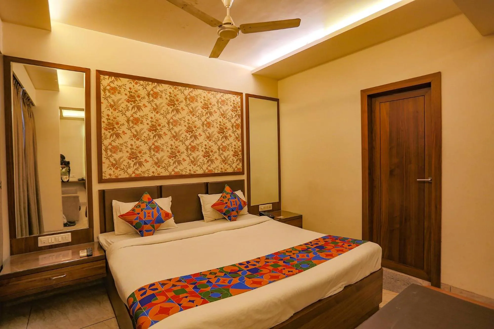 Bed in FabHotel Surya