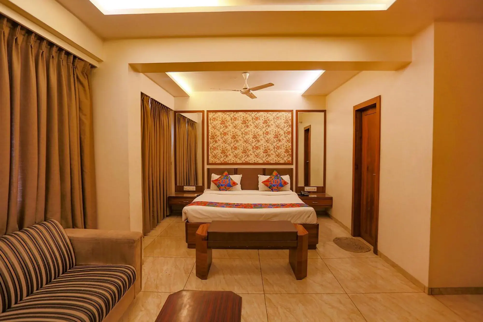 Bed in FabHotel Surya Bed in FabHotel Surya