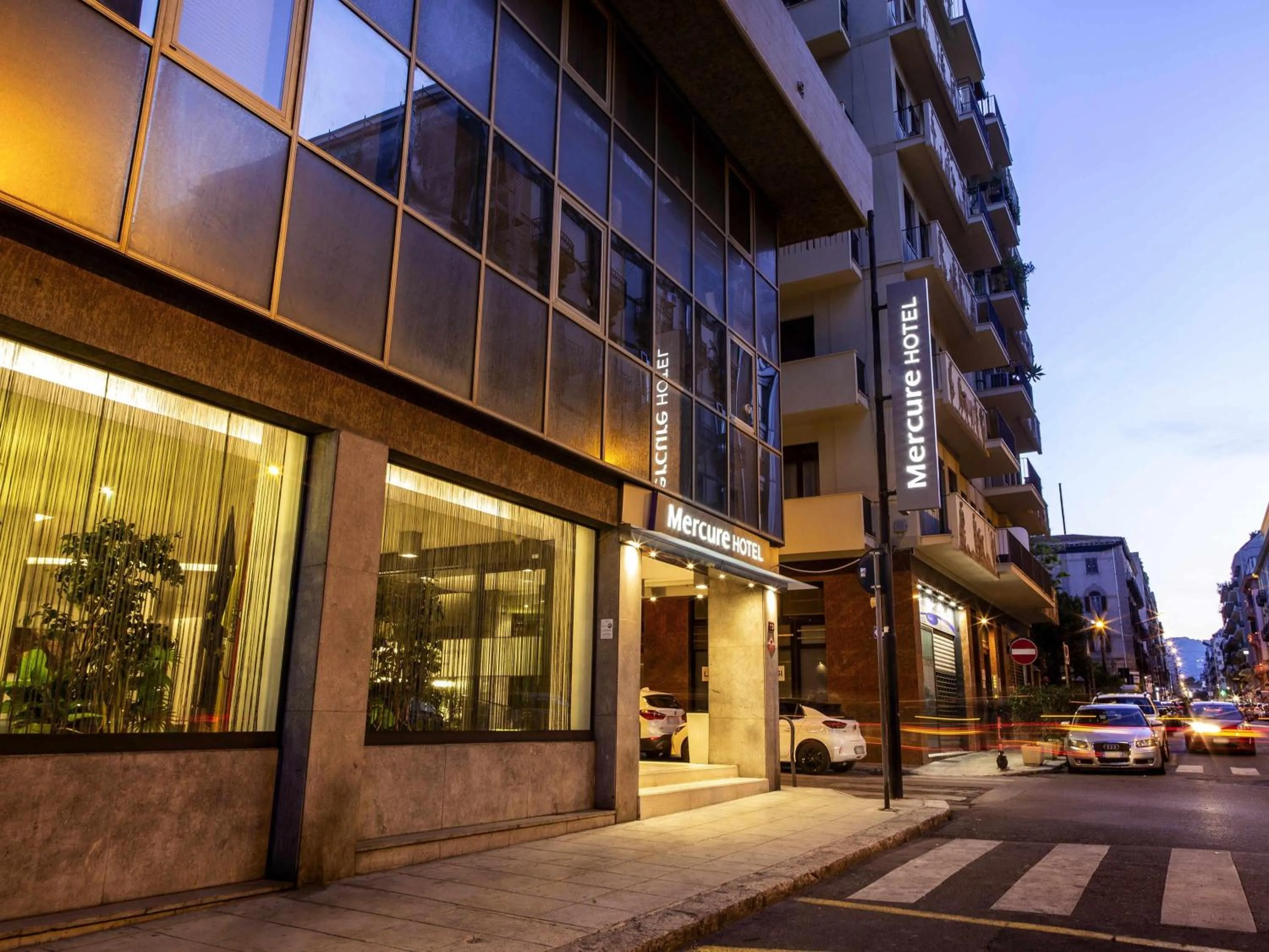 Property building in Mercure Palermo Centro