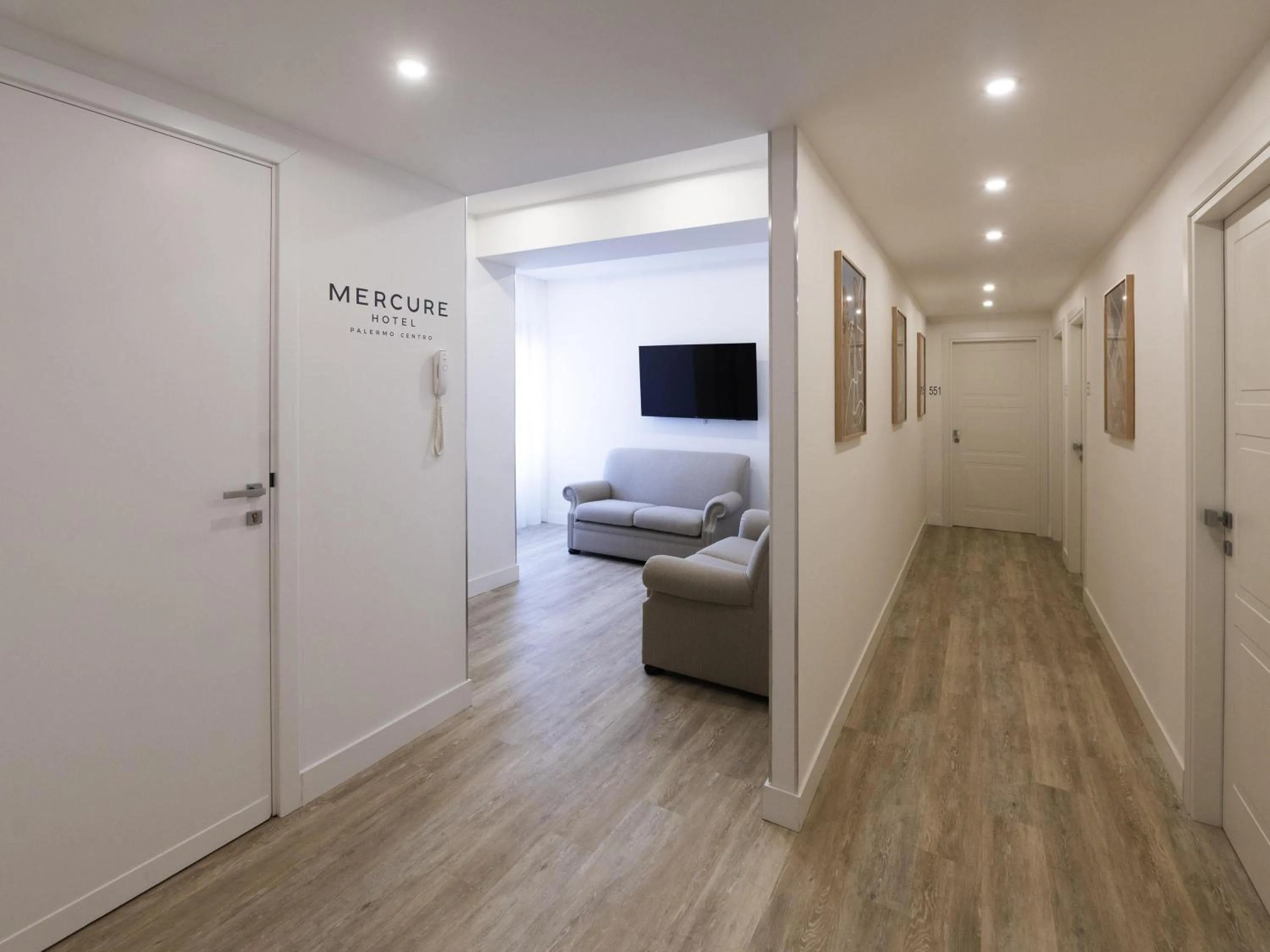 Bedroom in Mercure Palermo Centro