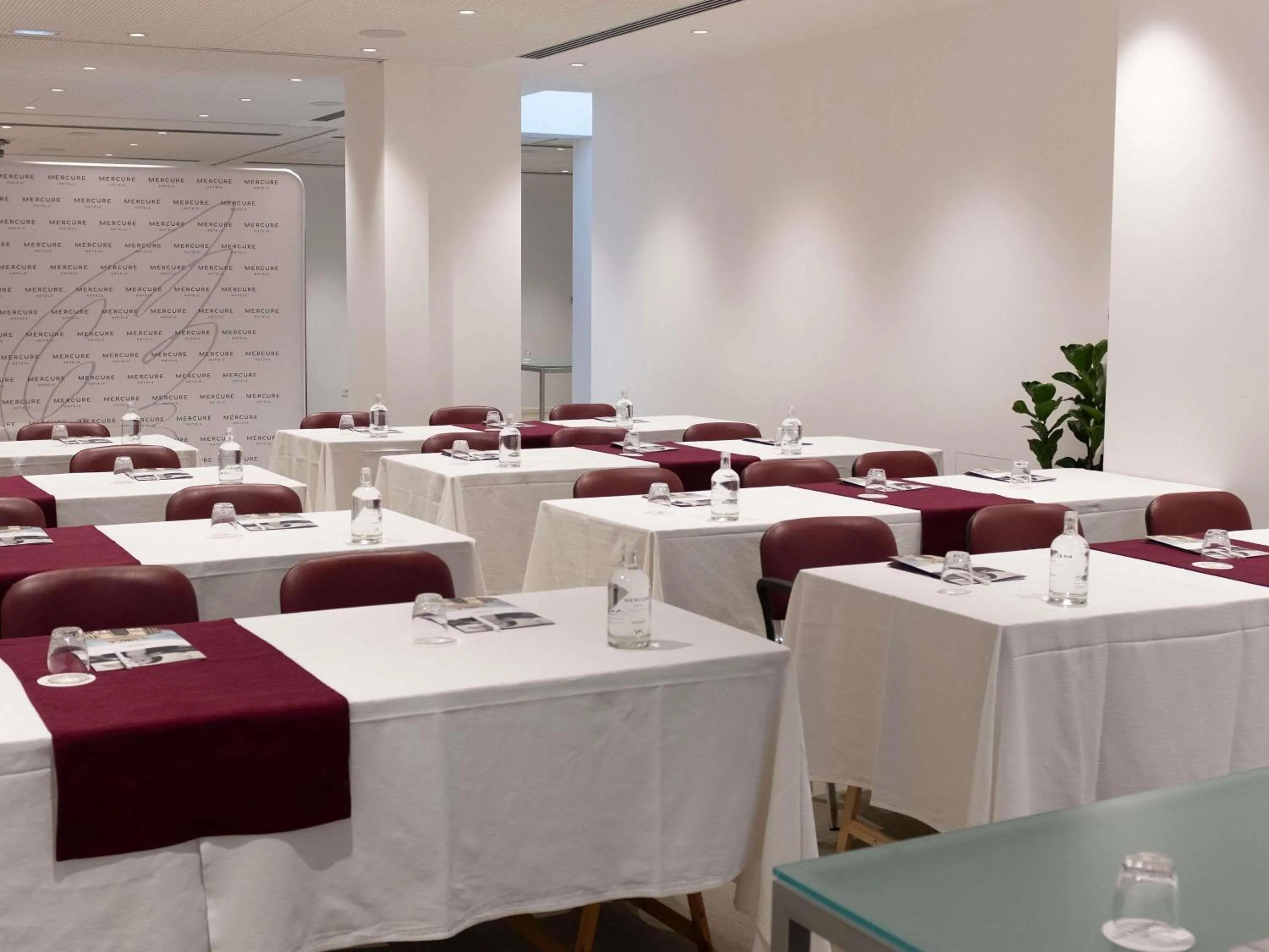 Meeting/conference room in Mercure Palermo Centro