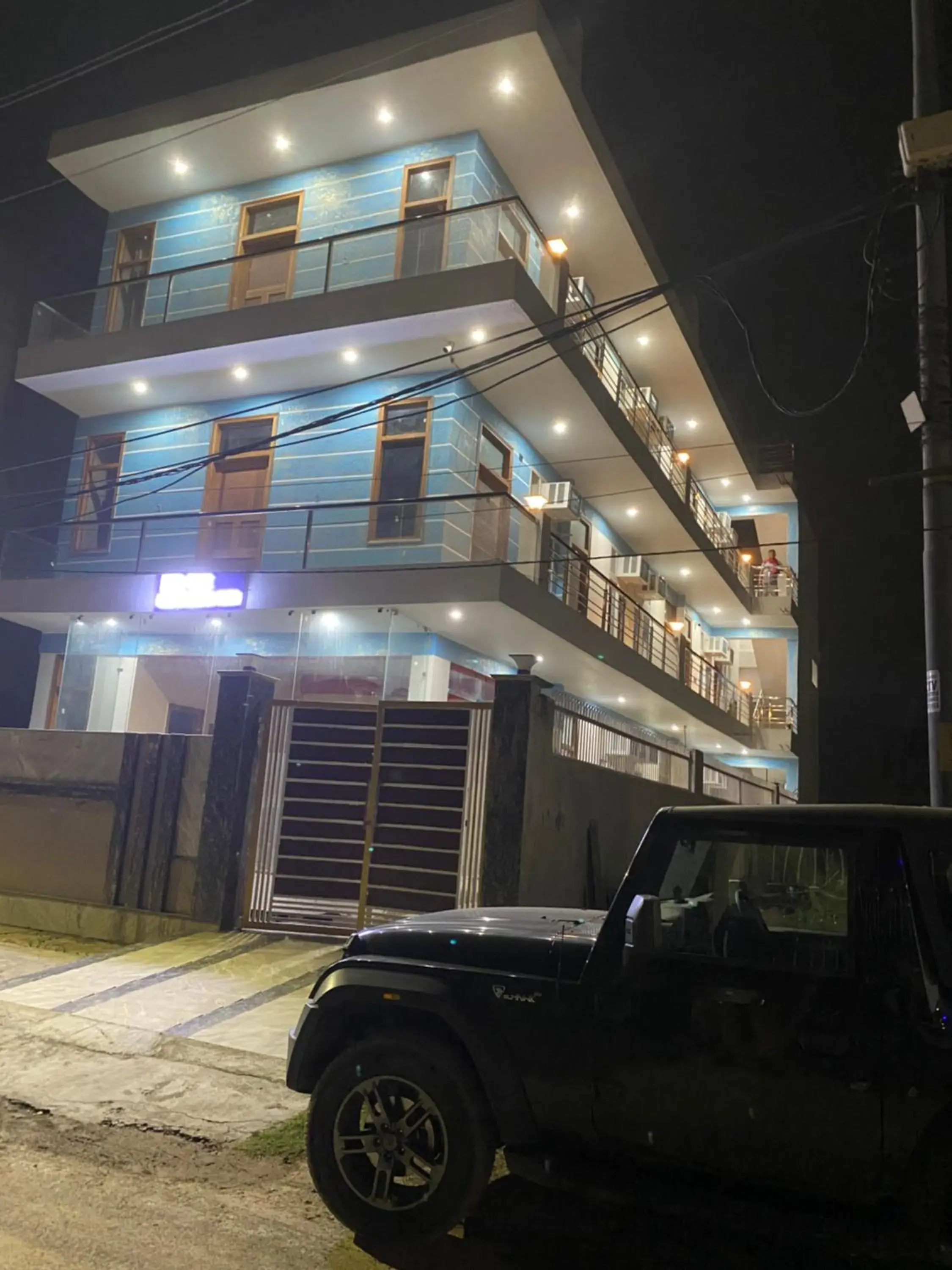 Facade/entrance in The horizon inn Facade/entrance in The horizon inn